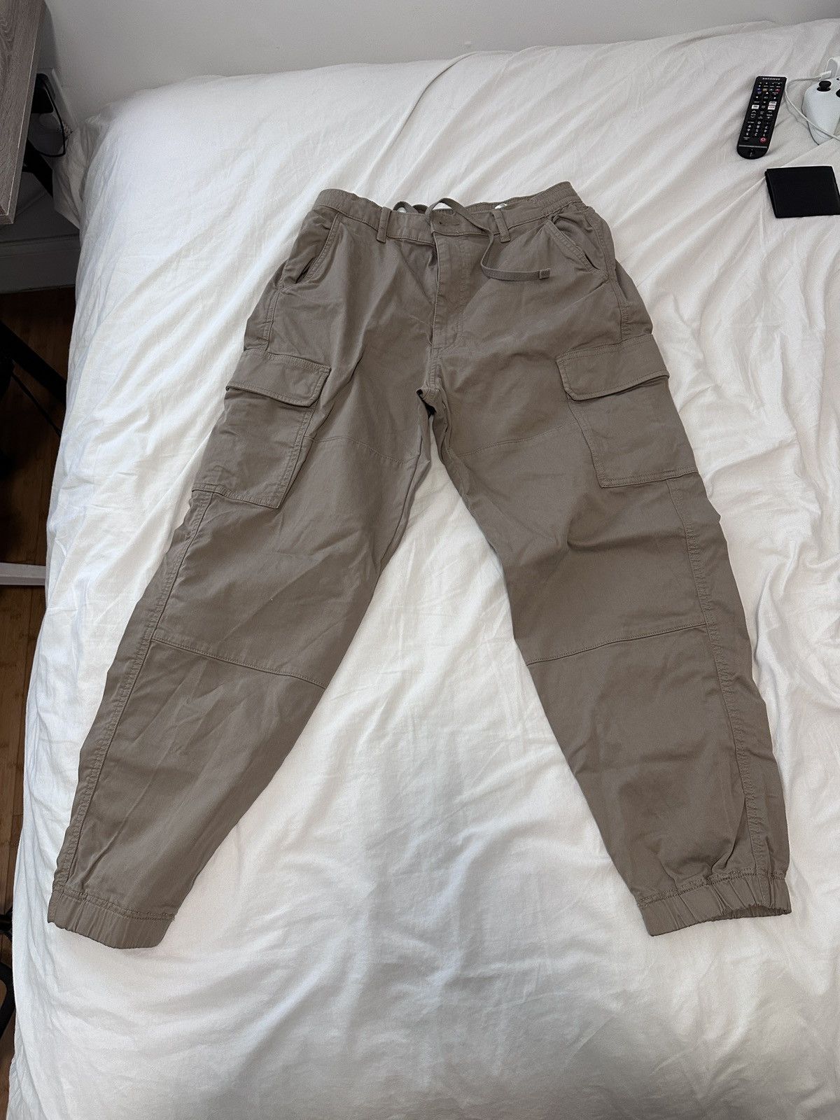 Uniqlo Uniqlo Cargo Pants Size US 33 - 4 Thumbnail