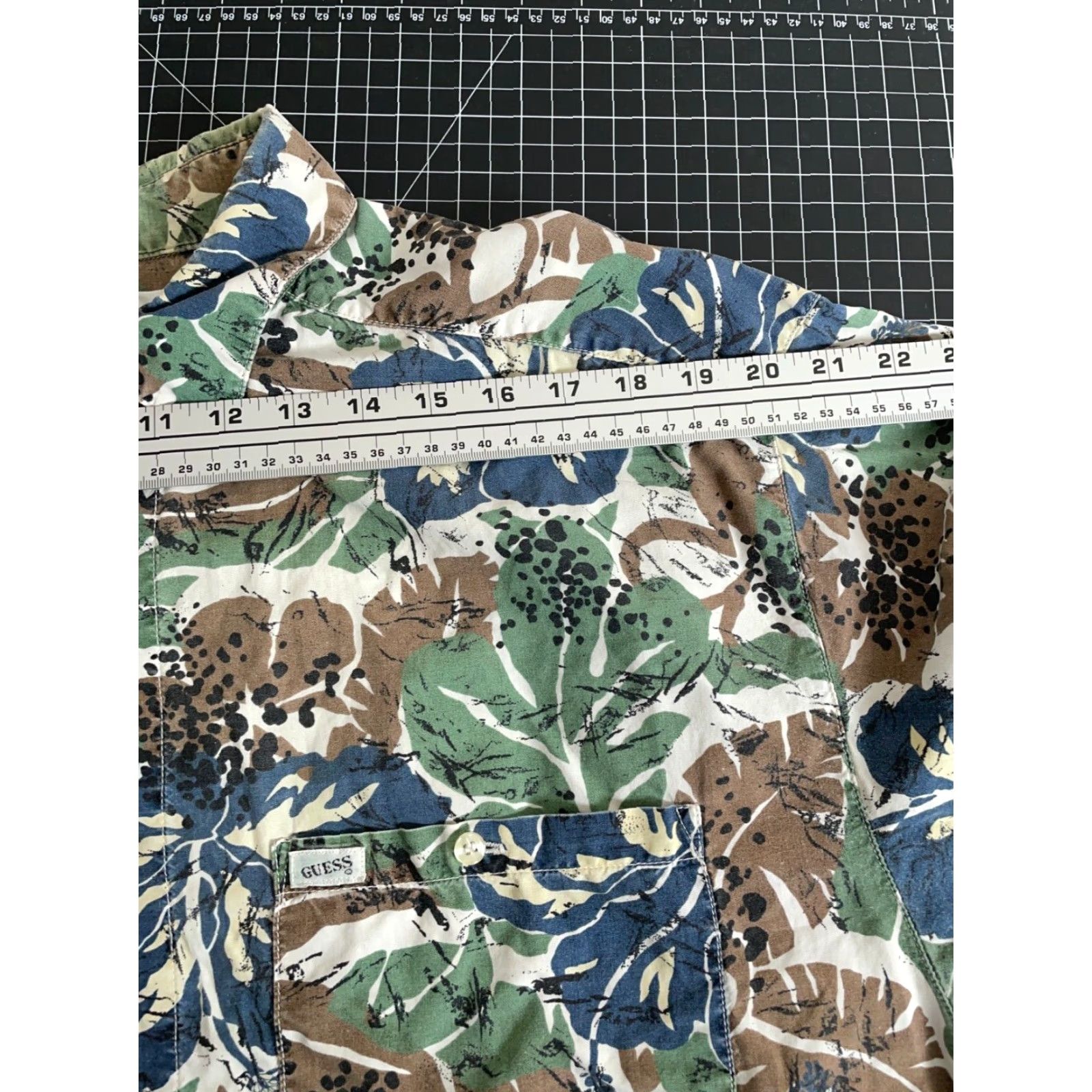 Guess VINTAGE GUESS Men’s Hawaiian Shirt XL Green Floral 90s Casual Cotton Button-Up Size US XL / EU 56 / 4 - 7 Thumbnail