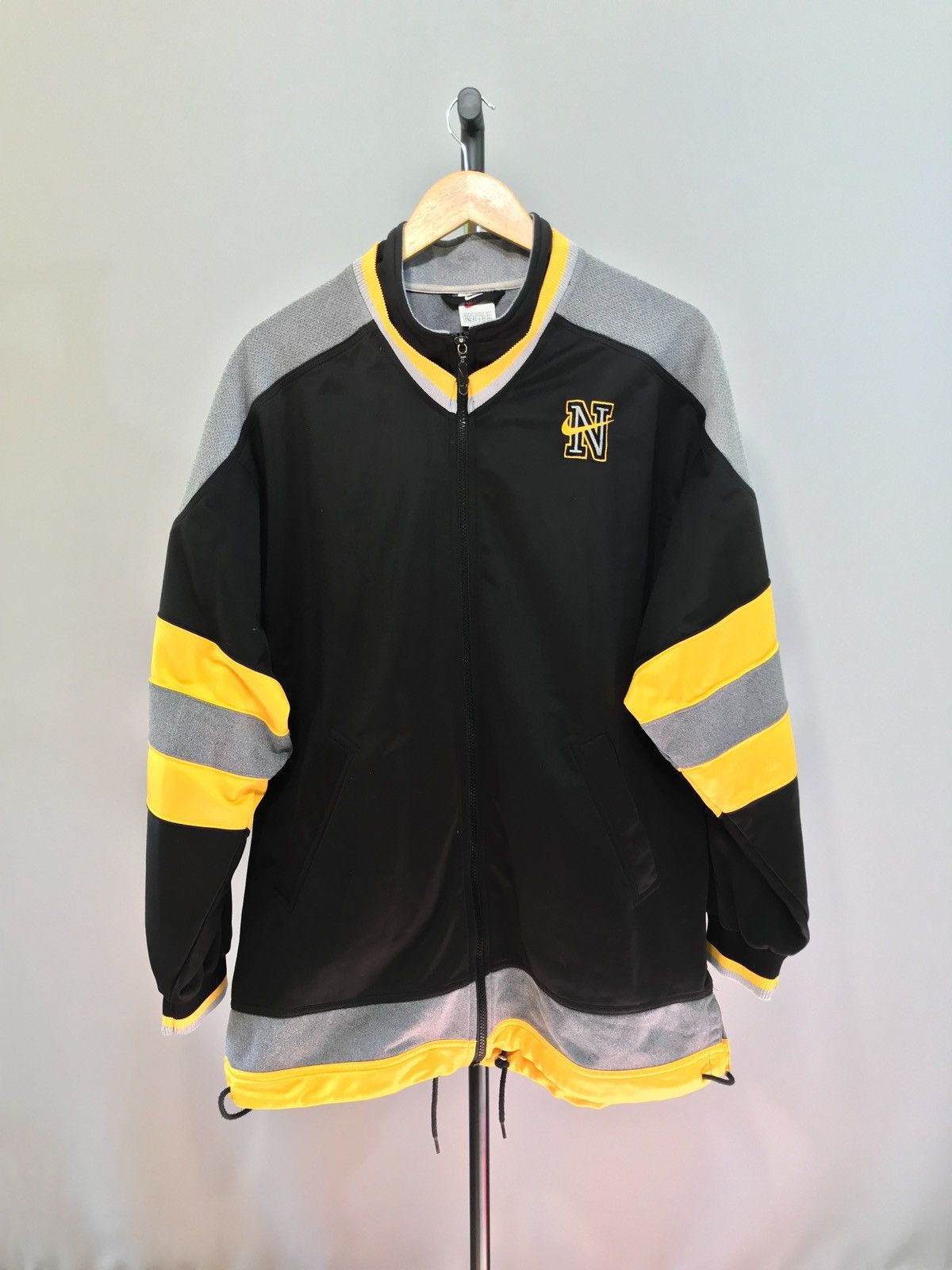 Nike × Vintage Nike Track Jacket Black Yellow 90s Embroidered Swoosh Size US L / EU 52-54 / 3 - 2 Thumbnail