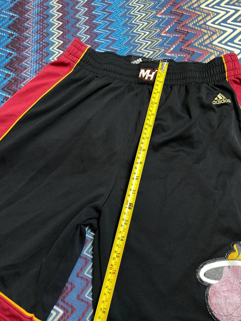 Adidas shorts logo Adidas x NBA Vintage Y2K sportwear Size US 34 / EU 50 - 13 Thumbnail