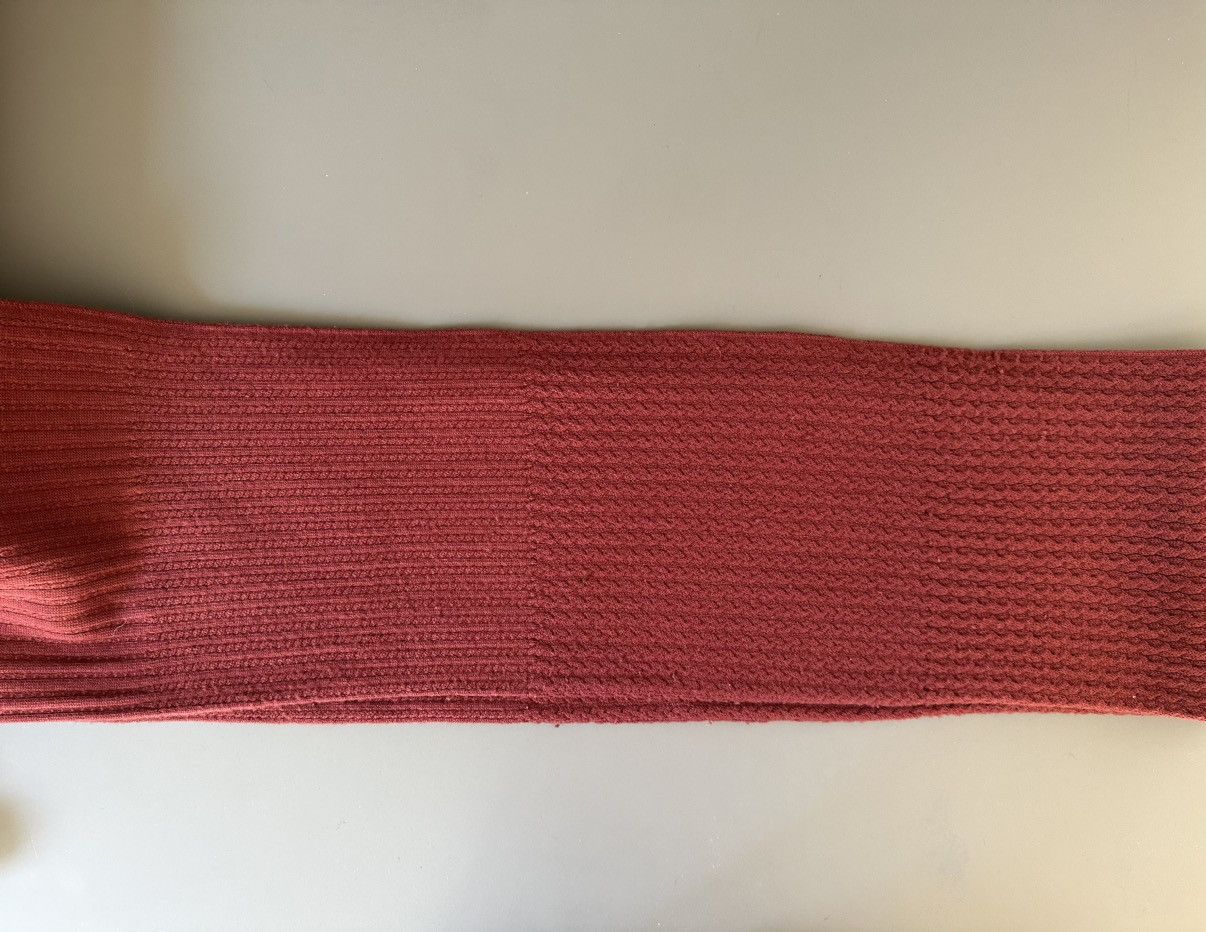 Yves Saint Laurent Yves Saint Laurent Burgundy Virgin Wool Scarf Made in Italy Size ONE SIZE - 5 Thumbnail