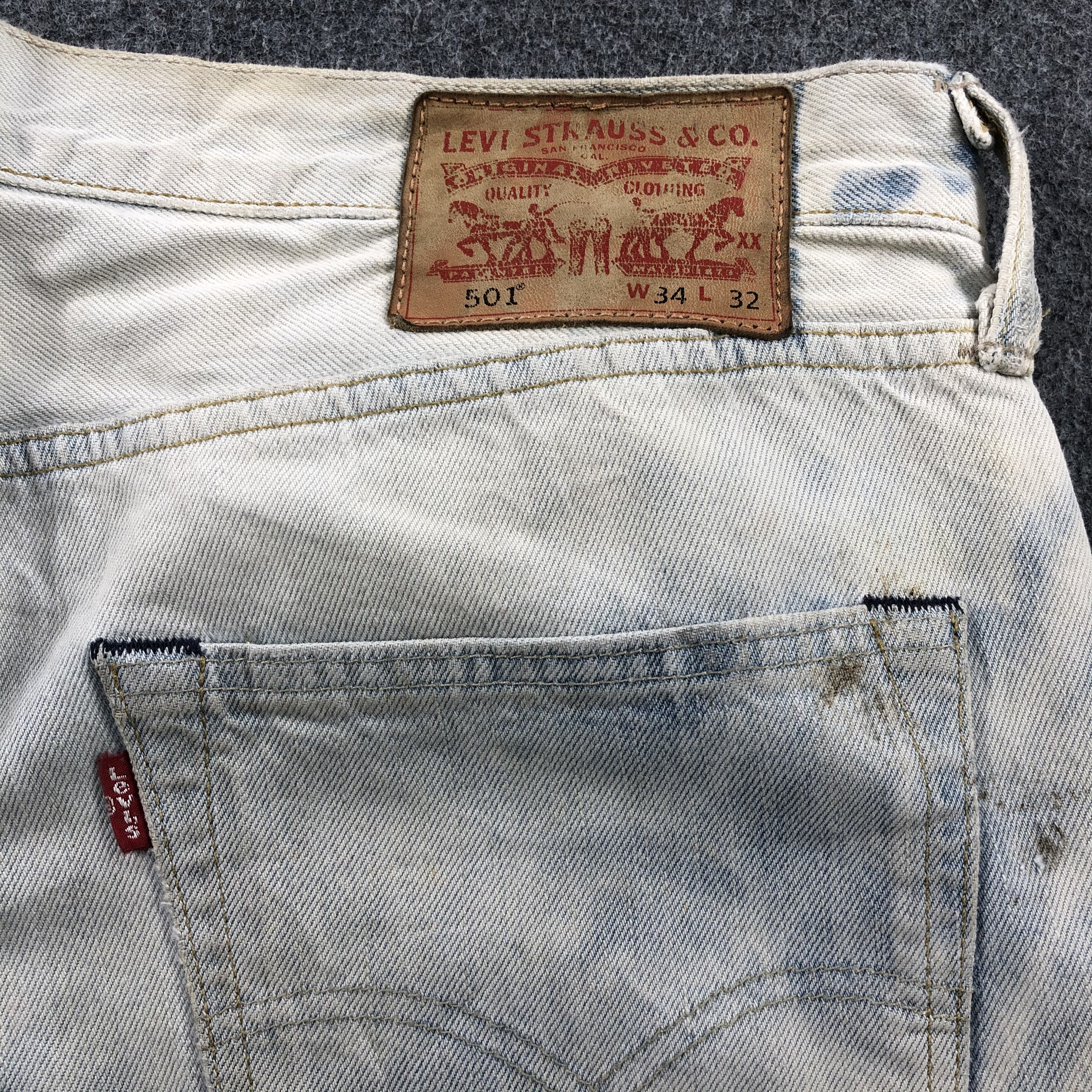 Levi's Light Wash Vintage Distress Levis 501 Jeans-JM1525 Size US 36 / EU 52 - 6 Thumbnail