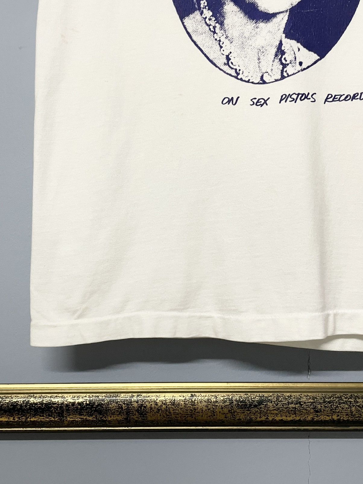 Vintage Vintage 90s Sex Pistols God Save The Queen Single Stitch Tee Size US S / EU 44-46 / 1 - 7 Thumbnail