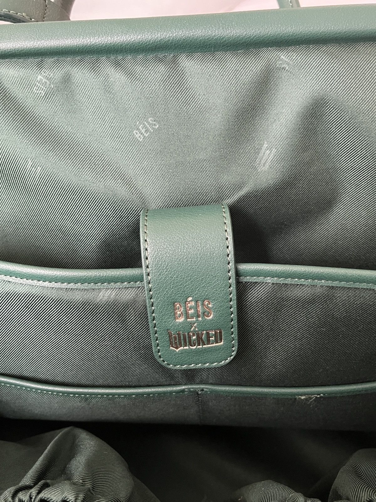 Other Béis x Wicked Weekender (Wicked Green) Size ONE SIZE - 7 Thumbnail