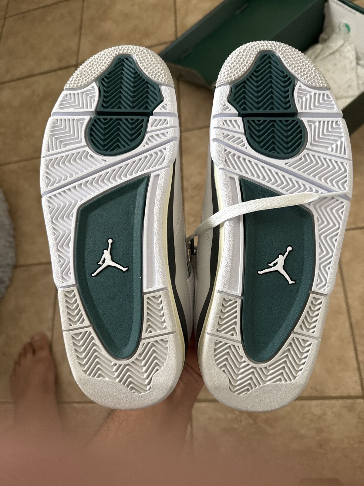 Nike Jordan 4 Retro Oxidized Green 9 W / 7.5 M Size US 7.5 / EU 40-41 - 5 Thumbnail