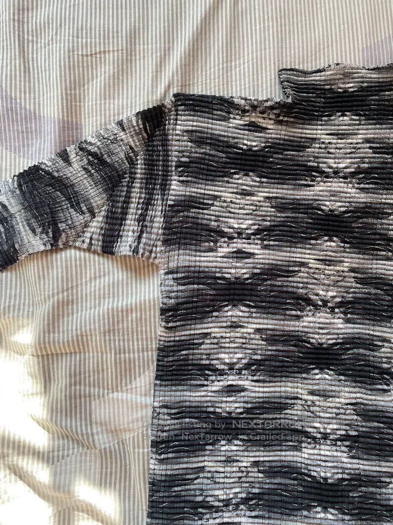Issey Miyake Issey Miyake Ink-wash Pleated Long Sleeve Top Size S / US 4 / IT 40 - 7 Thumbnail