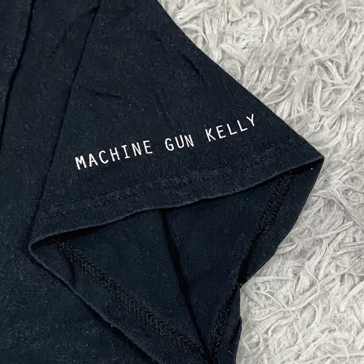Band Tees × Rap Tees Rap tee MGK machine gun kelly hotel diablo album Size US M / EU 48-50 / 2 - 3 Thumbnail