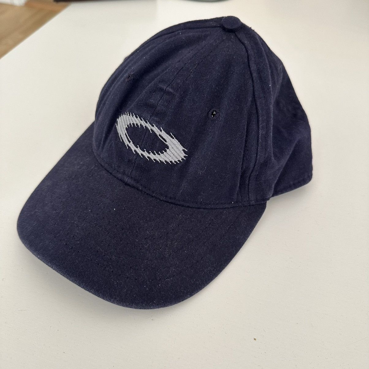帽子 vintage made in USA OAKEY black cap vintage 80s OAKLEY snapback hat cap black trucker volleyball