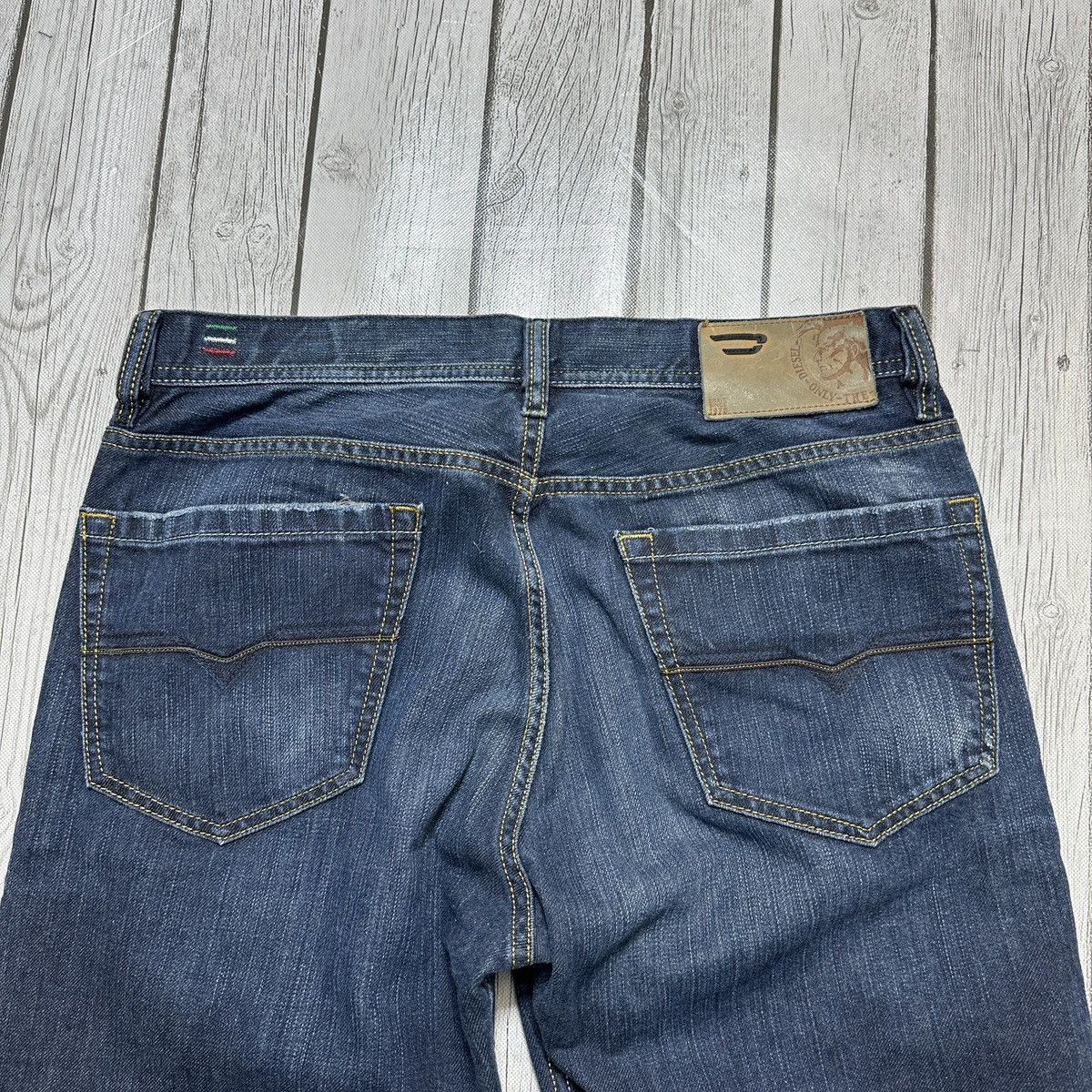 Diesel Vintage Diesel Quratt jeans Size US 33 - 4 Thumbnail