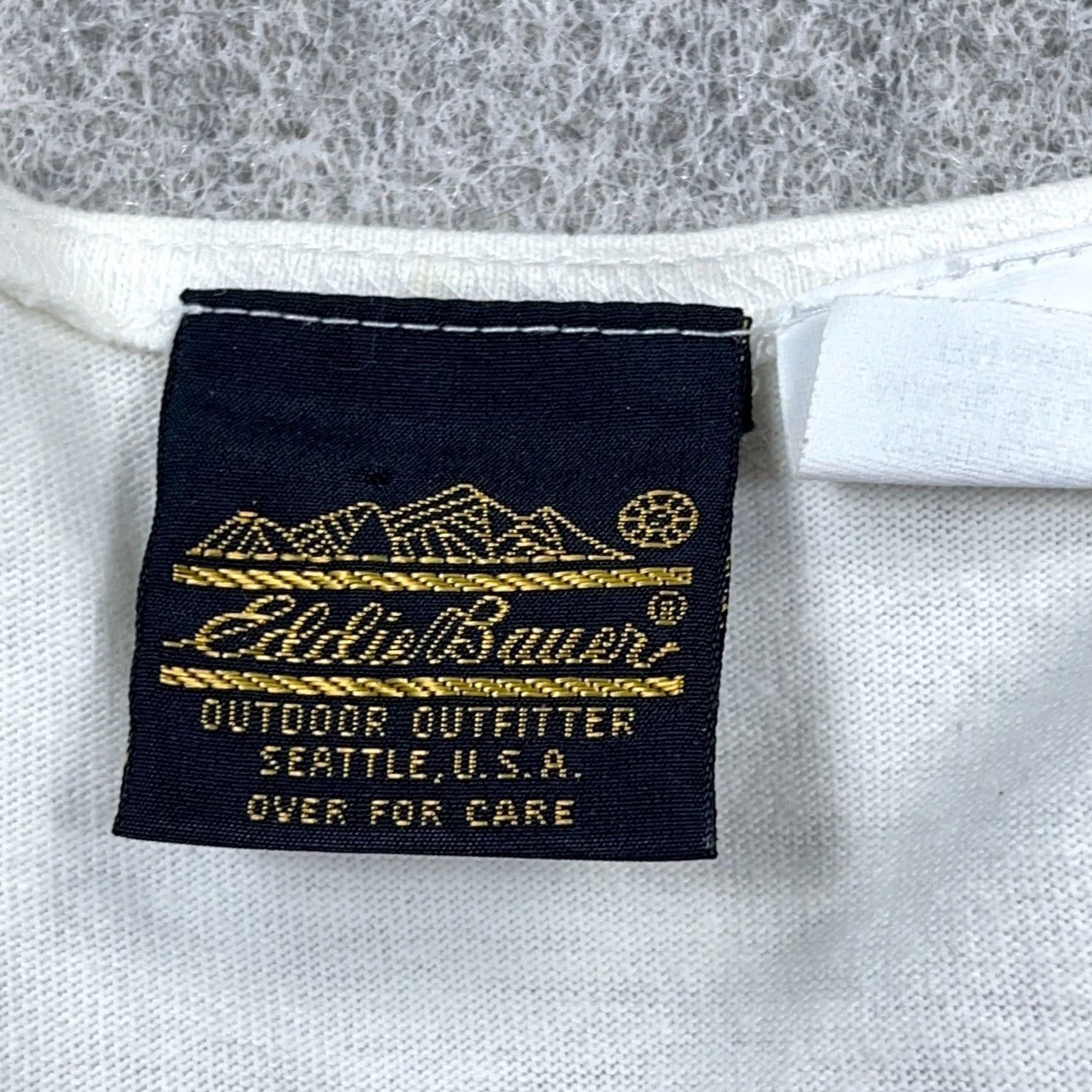 Eddie Bauer VINTAGE Eddie Bauer Shirt Men XL White Tank Top Made In USA 90s Spellout Graphic Print Logo Crew Neck XL White Mens Retro 90s Size US XL / EU 56 / 4 - 3 Thumbnail