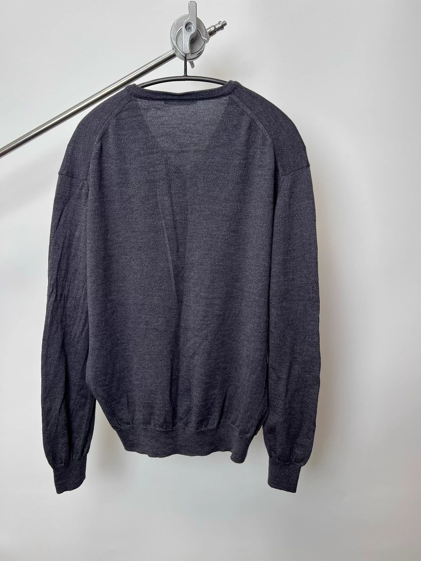 Other Zegna Wool V-neck Knit Sweater Loro Shoulder Size 52 Size US L / EU 52-54 / 3 - 5 Thumbnail