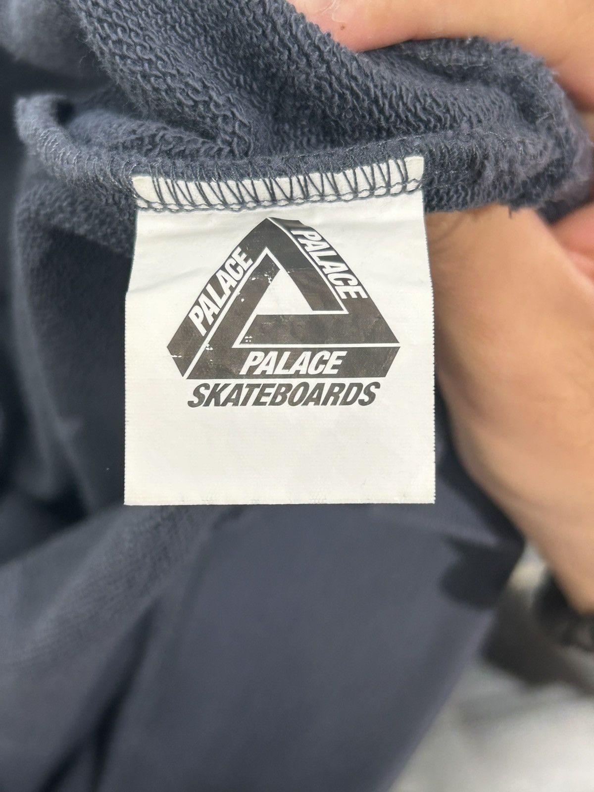 Palace Palace basically A crew navy crewneck Size US M / EU 48-50 / 2 - 6 Thumbnail