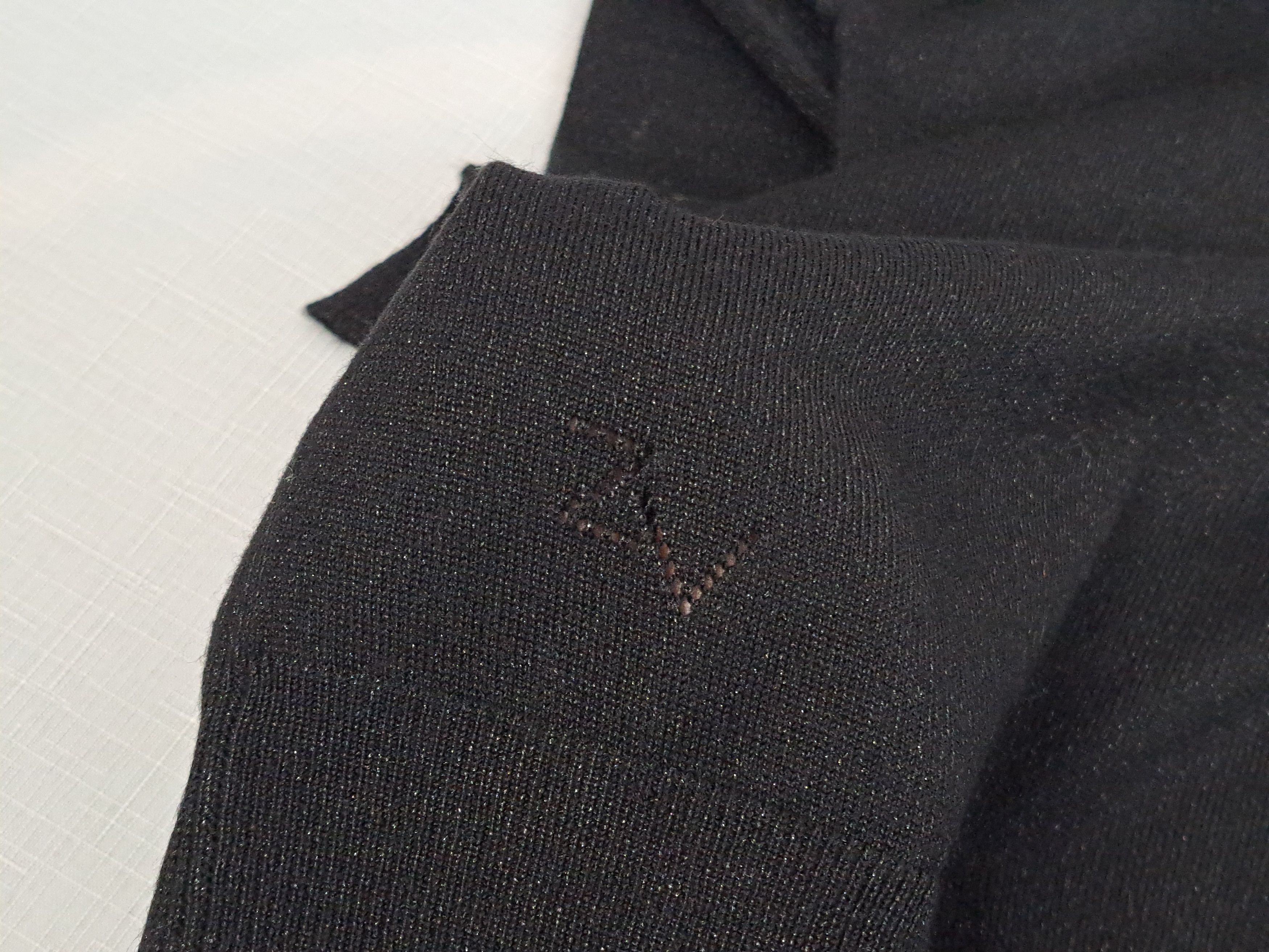 Zadig & Voltaire Zadig & Voltaire "AMOUR" black metallic sheen pullover. Size M / US 6-8 / IT 42-44 - 5 Thumbnail