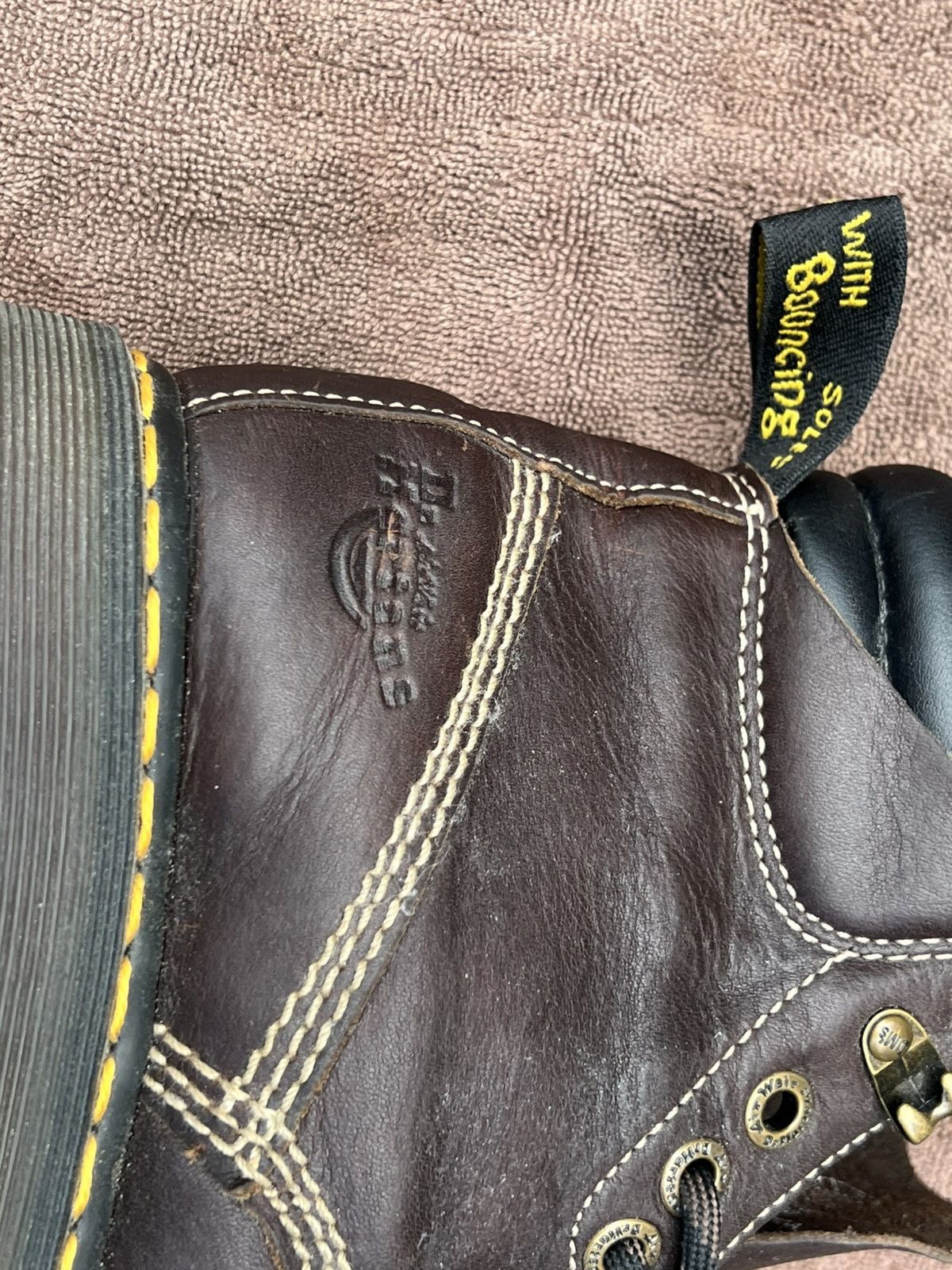 Dr. Martens Vintage Womens Docs Size US 7 / IT 37 - 9 Thumbnail