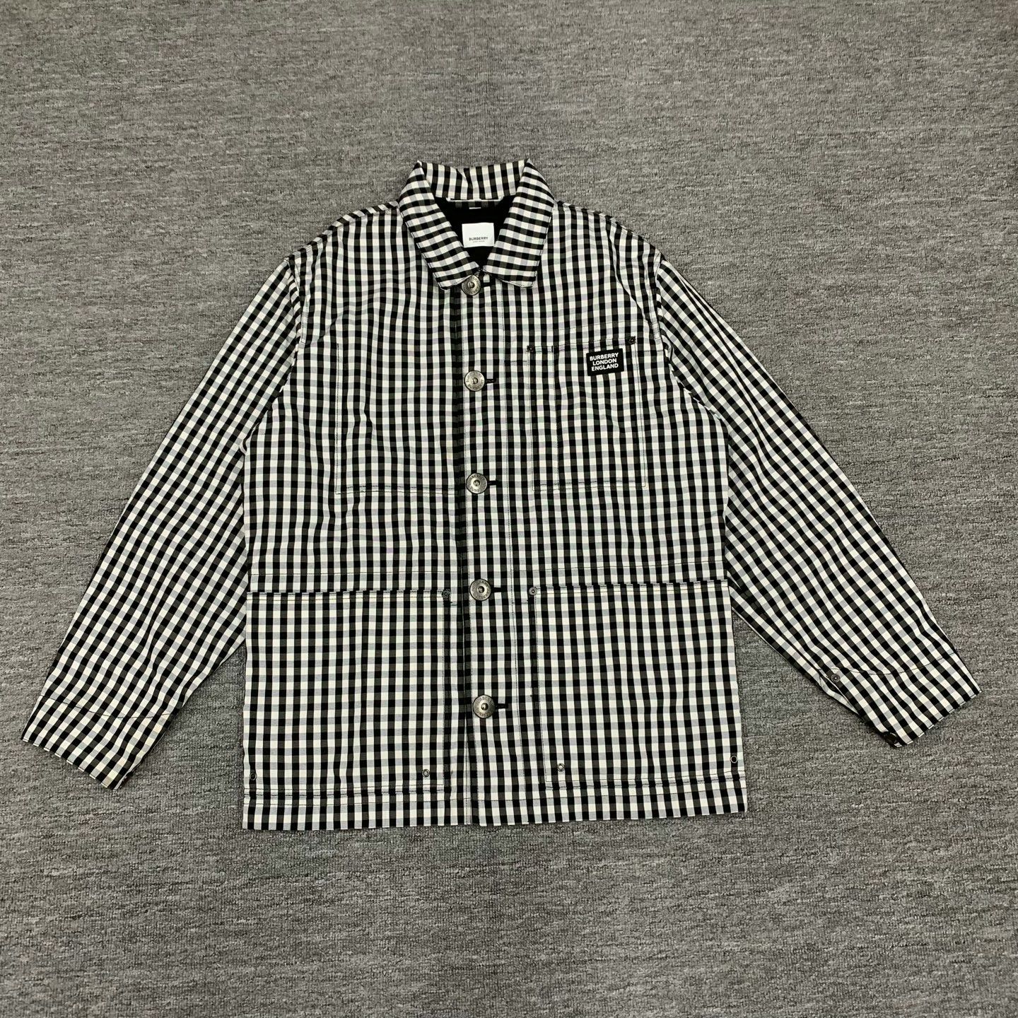 Burberry burberry black and white checkered shirt jacket Size US S / EU 44-46 / 1 - 1 Thumbnail