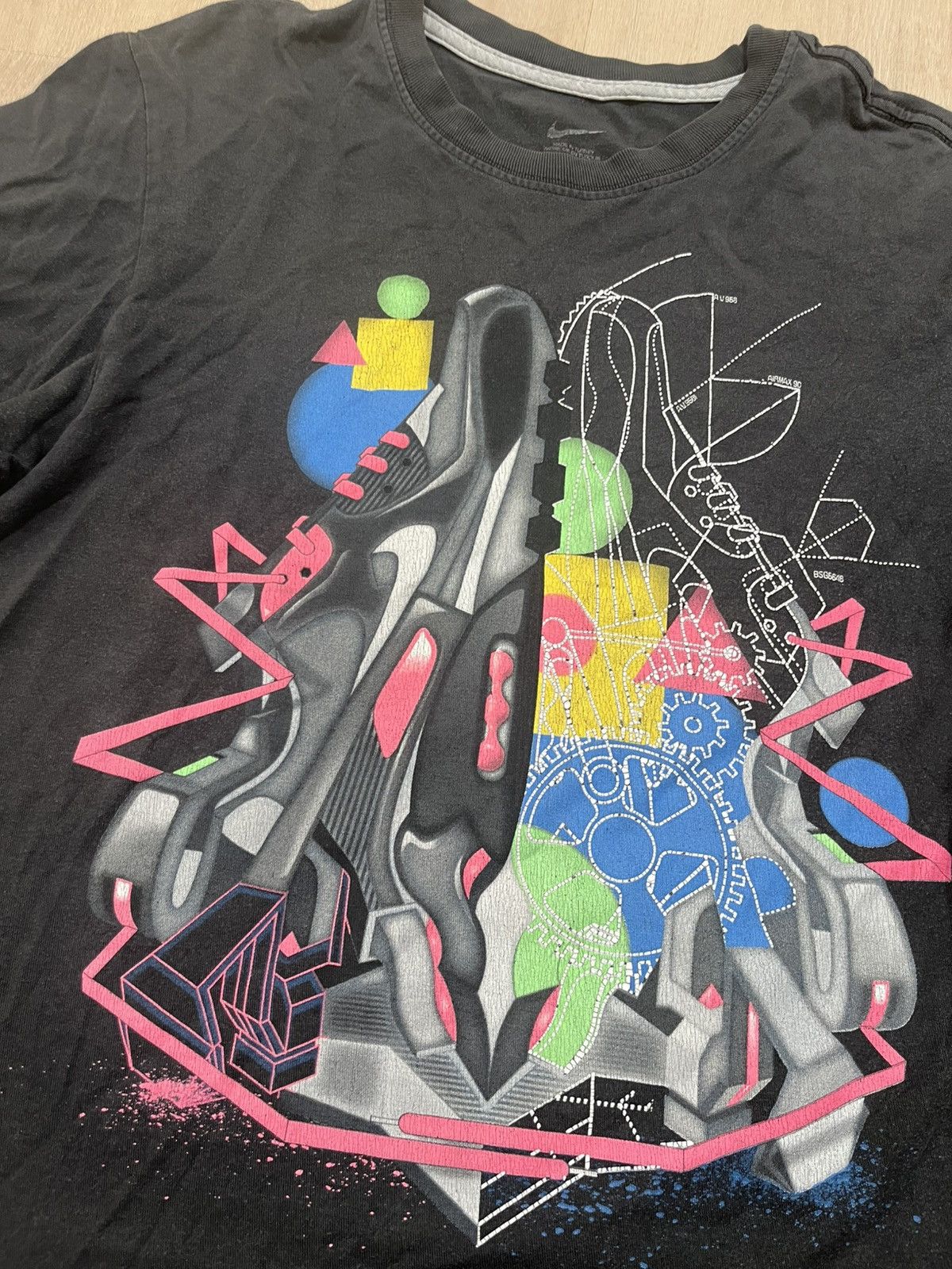 Supreme Nike Airmax Shirt Size US S / EU 44-46 / 1 - 1 Thumbnail