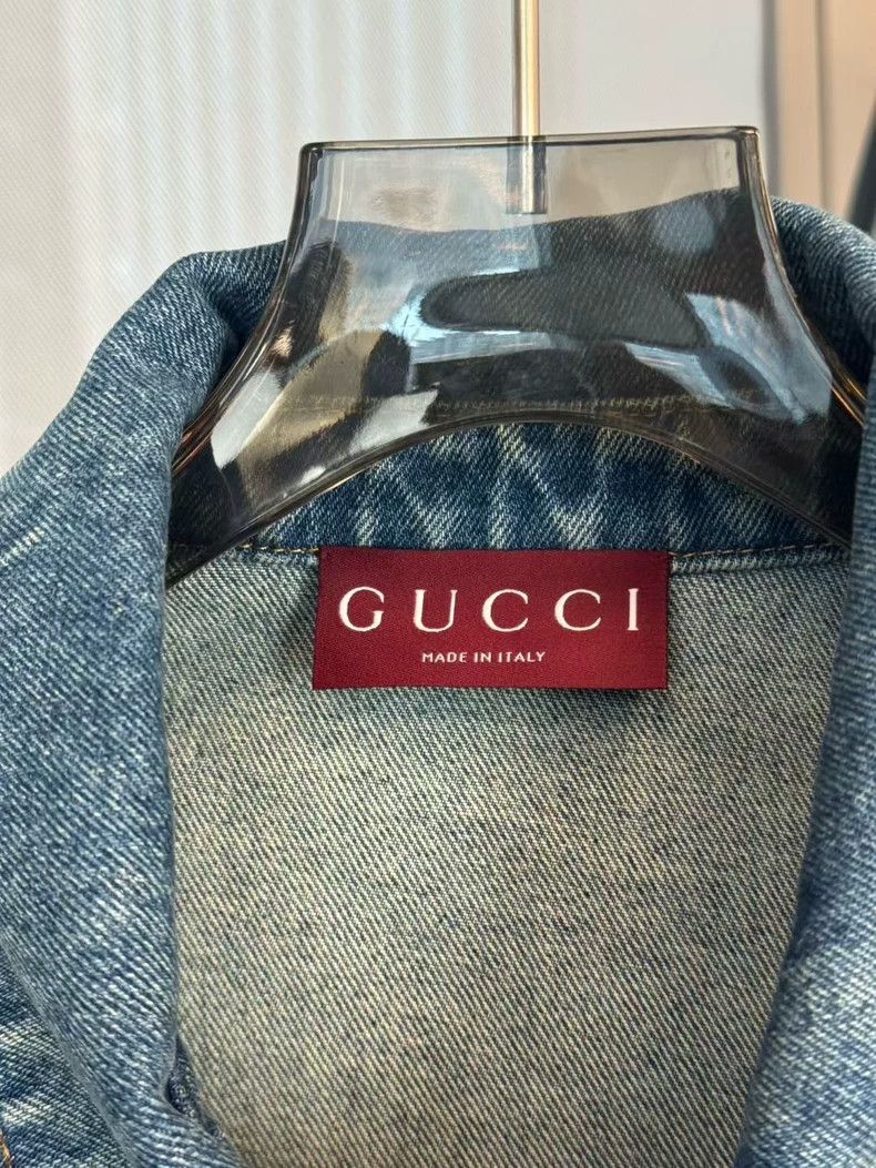 Gucci Gucci Chest logo denim short sleeves Size US L / EU 52-54 / 3 - 3 Thumbnail
