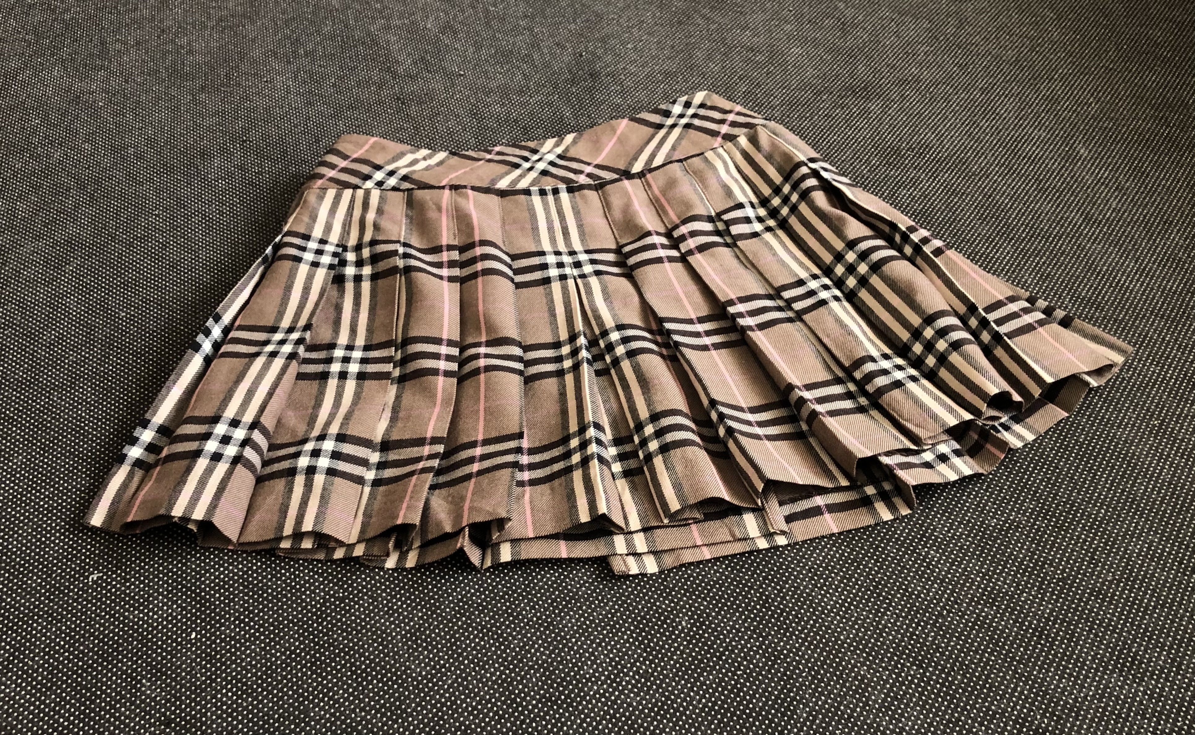 Burberry BURBERRY BLUE LABEL WOOL WRAPPING SKIRT Size 28" / US 6 / IT 42 - 10 Thumbnail