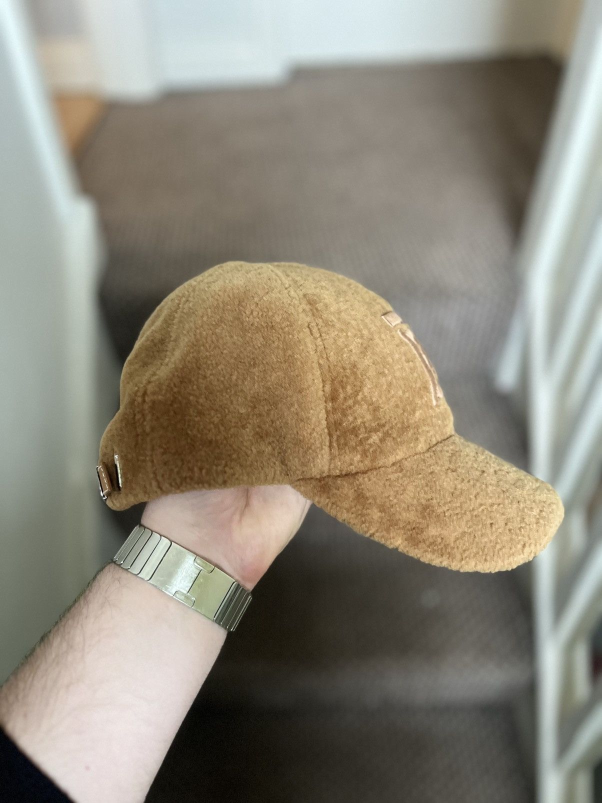 Burberry Burberry Monogram brown Shearling baseball cap Size ONE SIZE - 4 Thumbnail