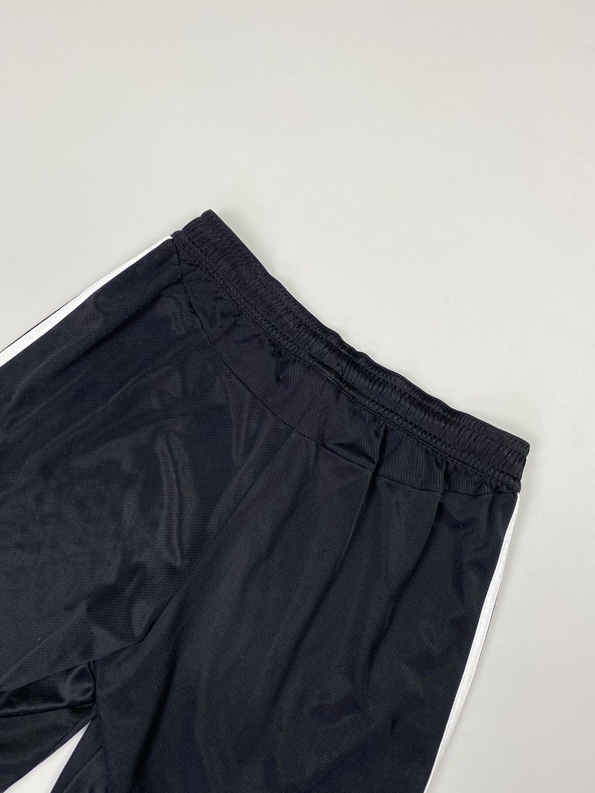 Adidas Adidas Chelsea 2008 Soccer Shorts size L Size US 34 / EU 50 - 21 Thumbnail