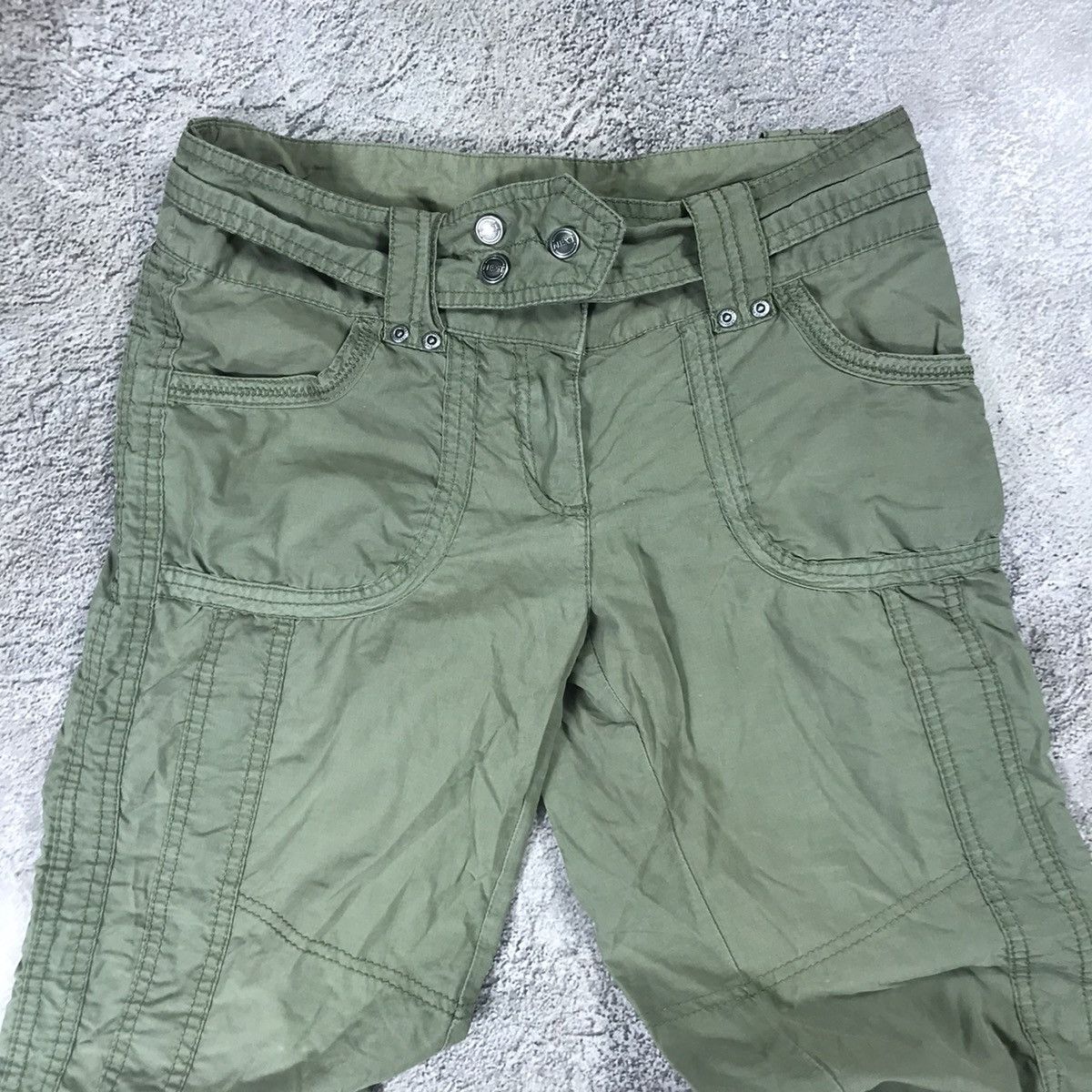 Vintage Vintage Y2K Baggy Cargo Pants Olive Green Streetwear Logo 28 Size 28" / US 6 / IT 42 - 3 Thumbnail
