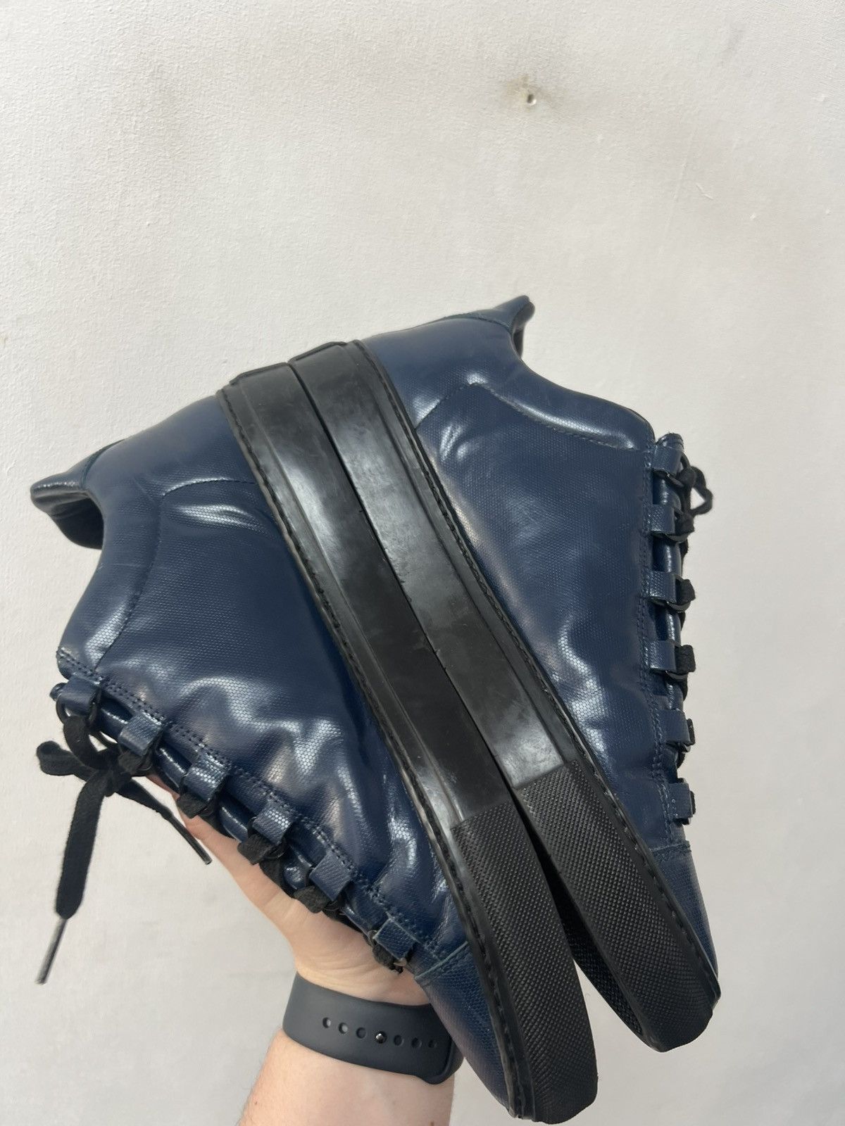Balenciaga Balenciaga Arena Low Navy Blue Cracked Leather Sneakers Size US 8 / EU 41 - 10 Thumbnail