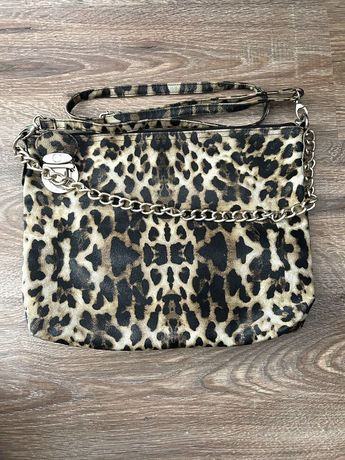 Other Vintage Leopard Print Clutch with Gold Chain Strap Size ONE SIZE - 3 Thumbnail