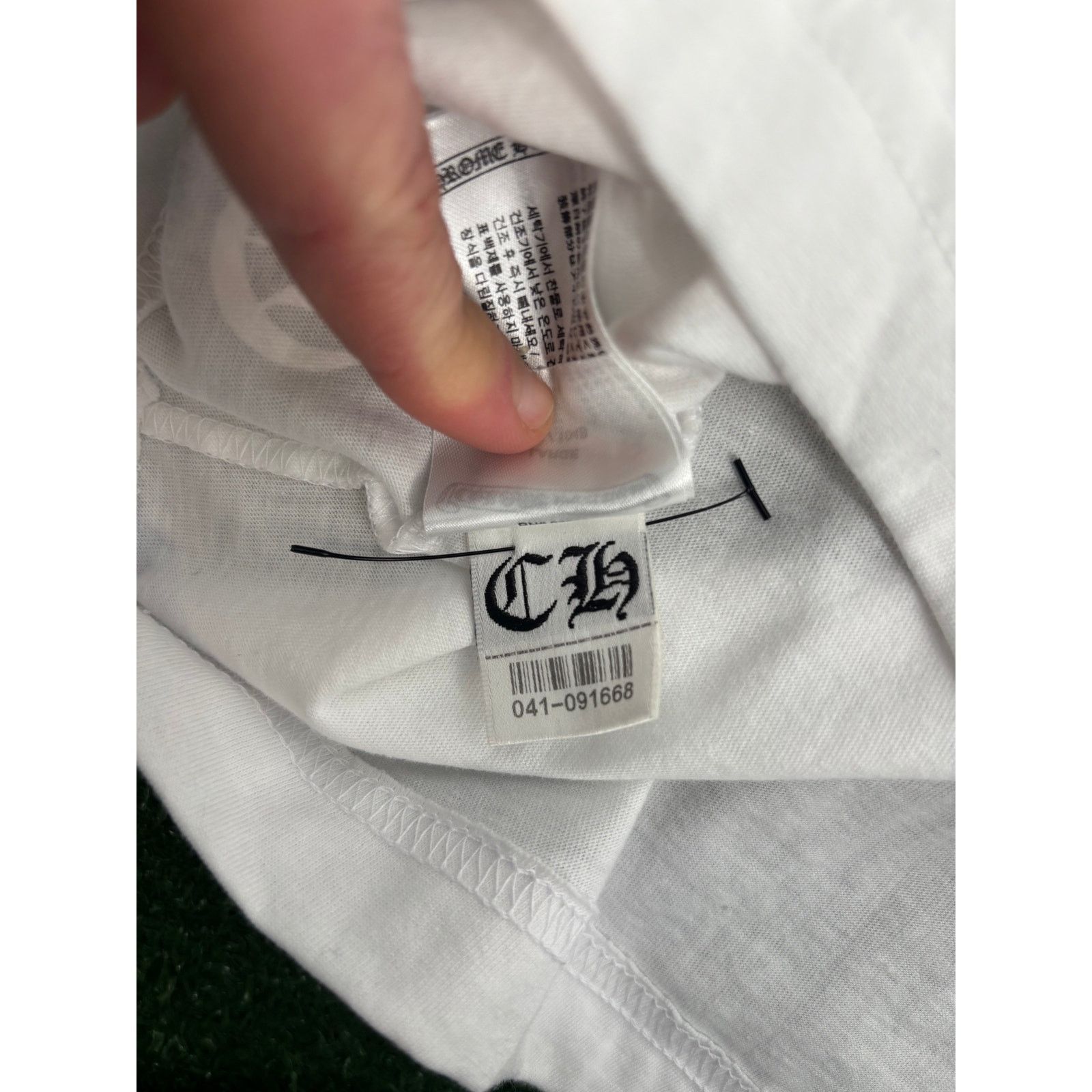 Chrome Hearts Chrome Hearts Blue Neck Logo White S/S T-Shirt Size Large Size US L / EU 52-54 / 3 - 9 Thumbnail