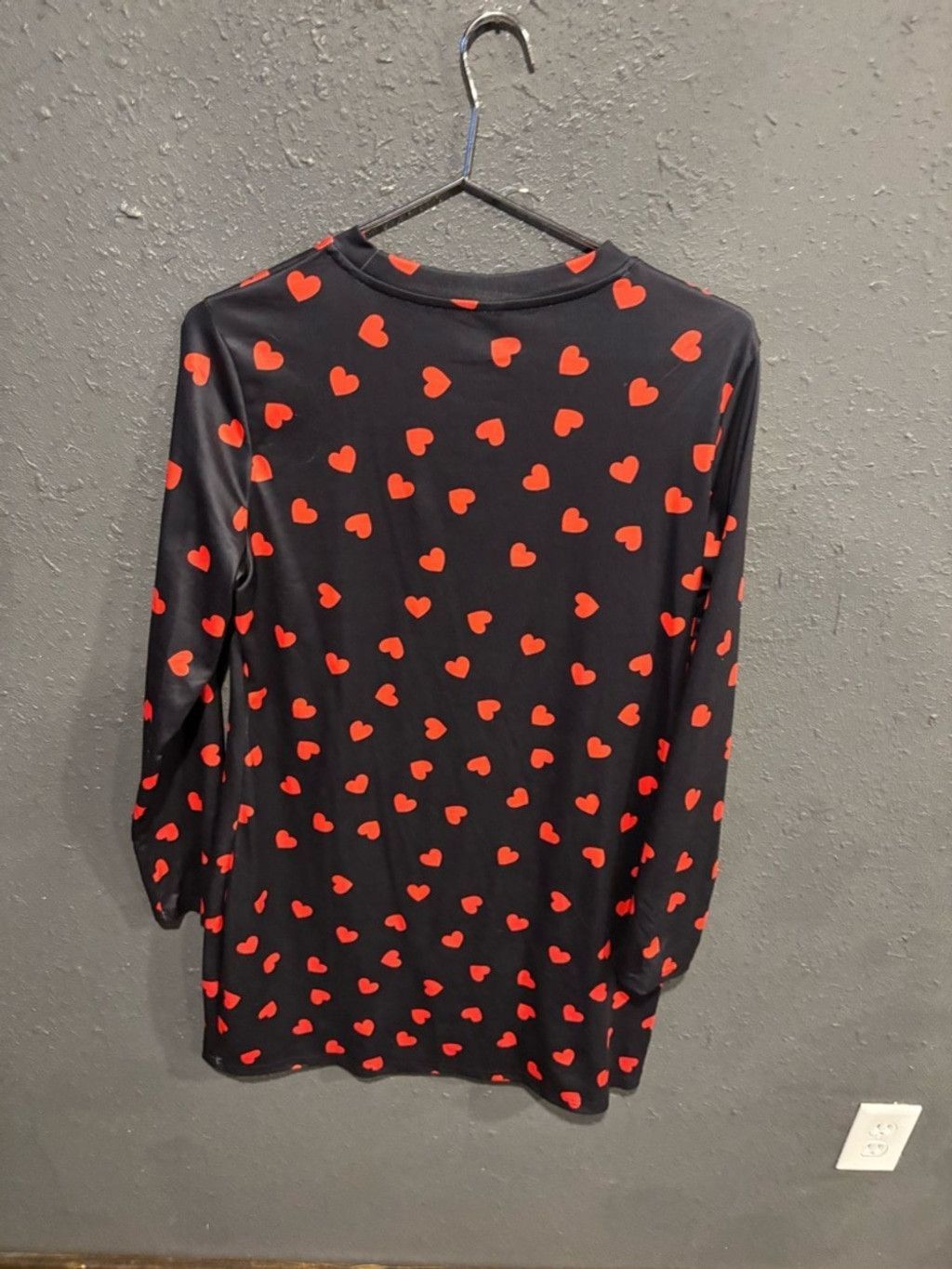 Shein SHEIN Black Heart Print Long Sleeve Nightgown- Red Hearts Size L / US 10 / IT 46 - 3 Thumbnail