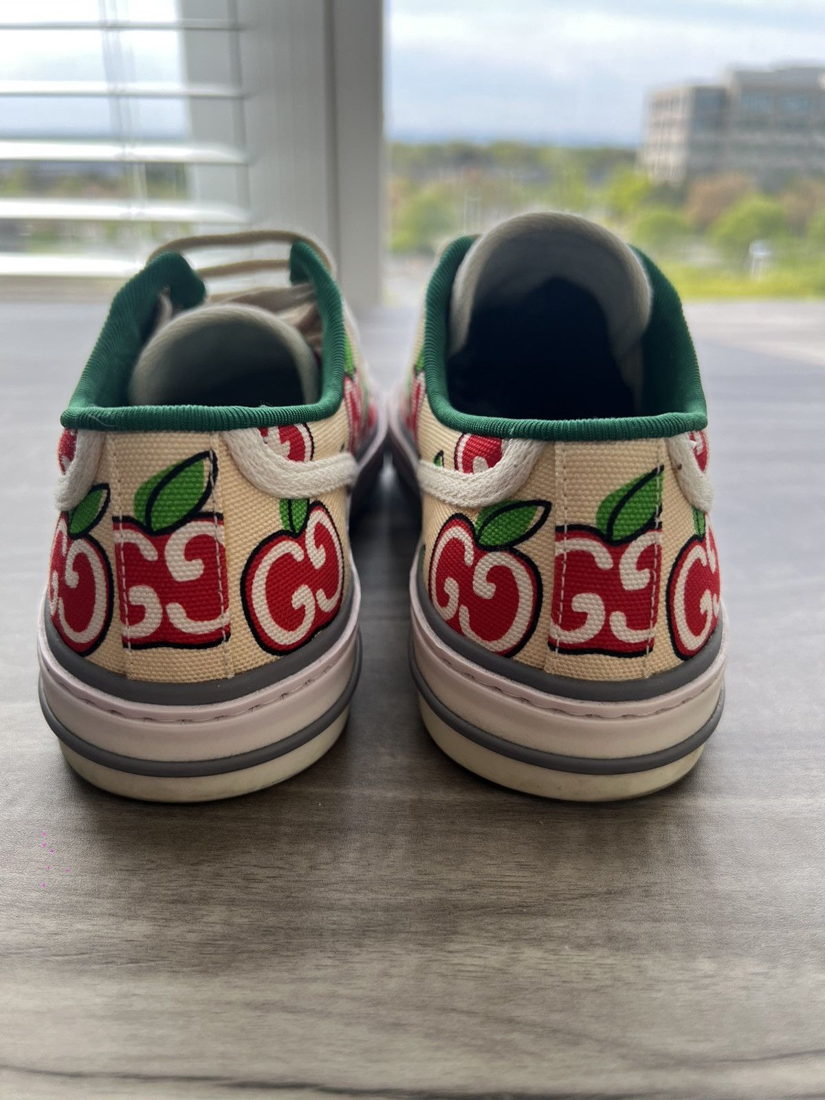 Gucci WORN ONCE Gucci 1977 GG Apple Print Size 5.5 Women’s (EU 36) Size US 5.5 / IT 35.5 - 5 Thumbnail