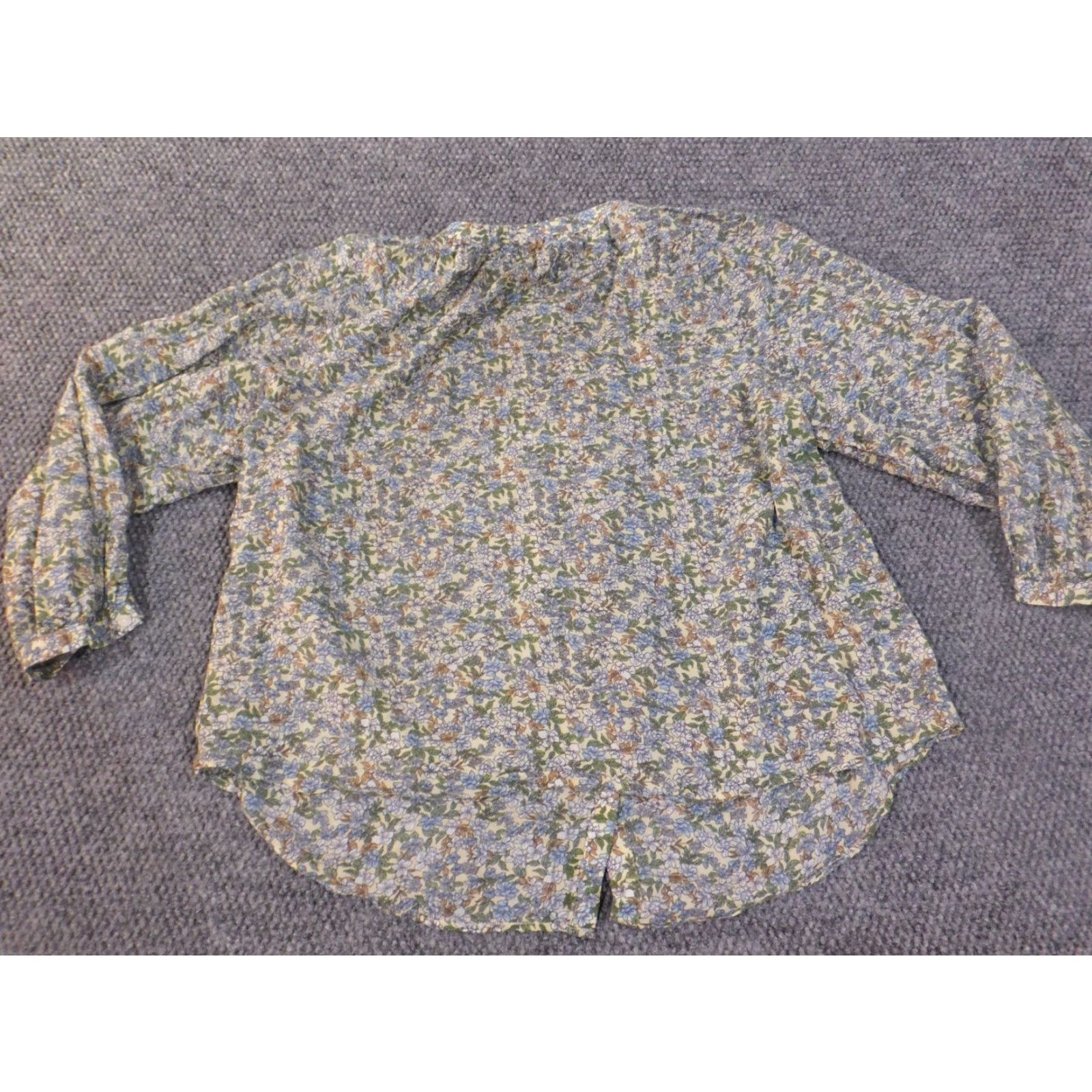 Vintage Ann Taylor Top Large Green Floral Button Up Womens Regular L Cotton Rayon Woven Button-Up Casual Shirt Women Fashion Green Floral 90s? Size L / US 10 / IT 46 - 7 Thumbnail