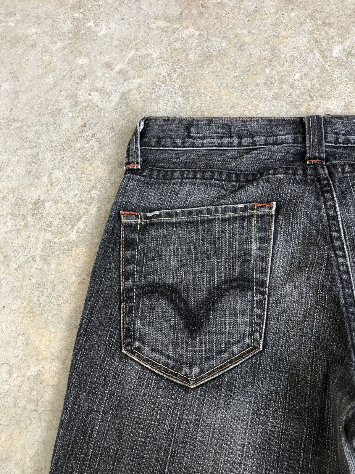 If Six Was Nine Levi’s Flared Jeans Distressed Jeans 517 Size US 29 - 16 Thumbnail