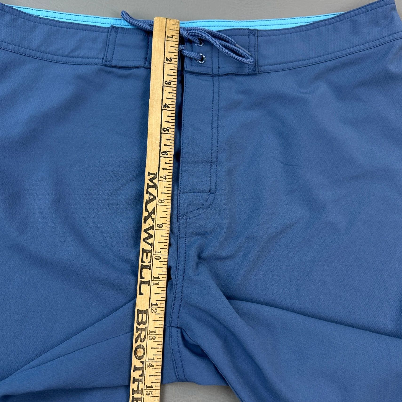 Vineyard Vines Vineyard Vines Swim Shorts Mens 38 Blue 9" Boardshorts Drawstring Beach Size US 38 / EU 54 - 4 Thumbnail