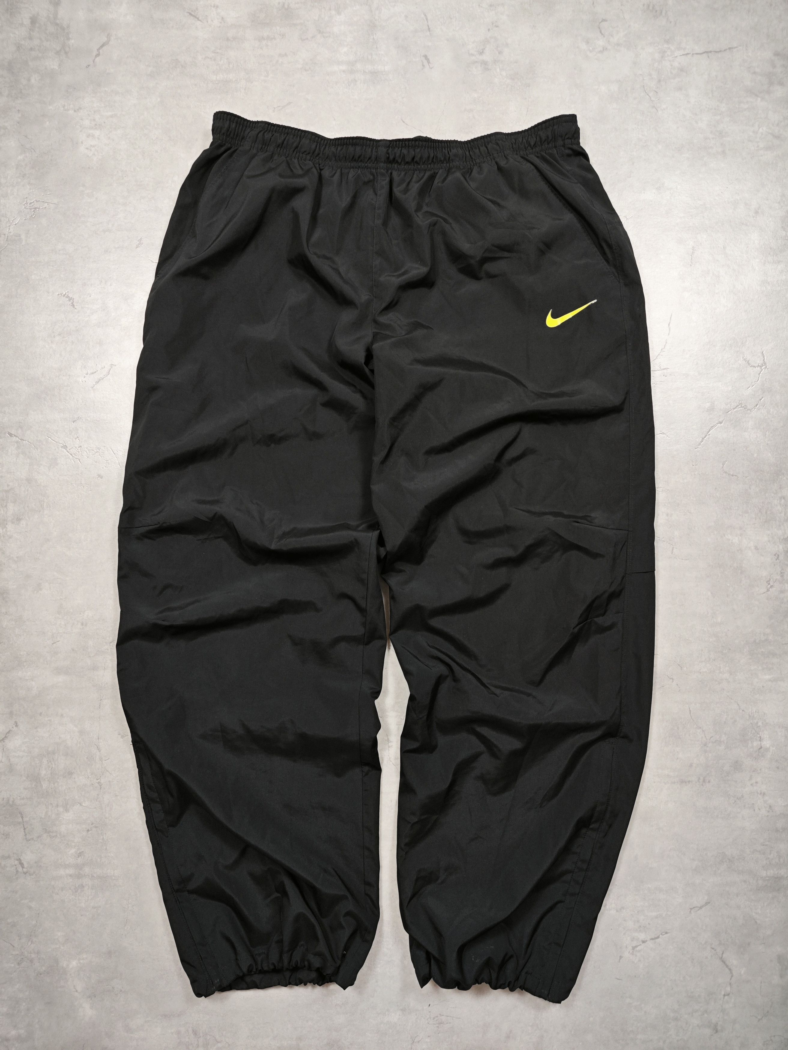 Nike Nike Track Pants Size US 37 - 1 Thumbnail