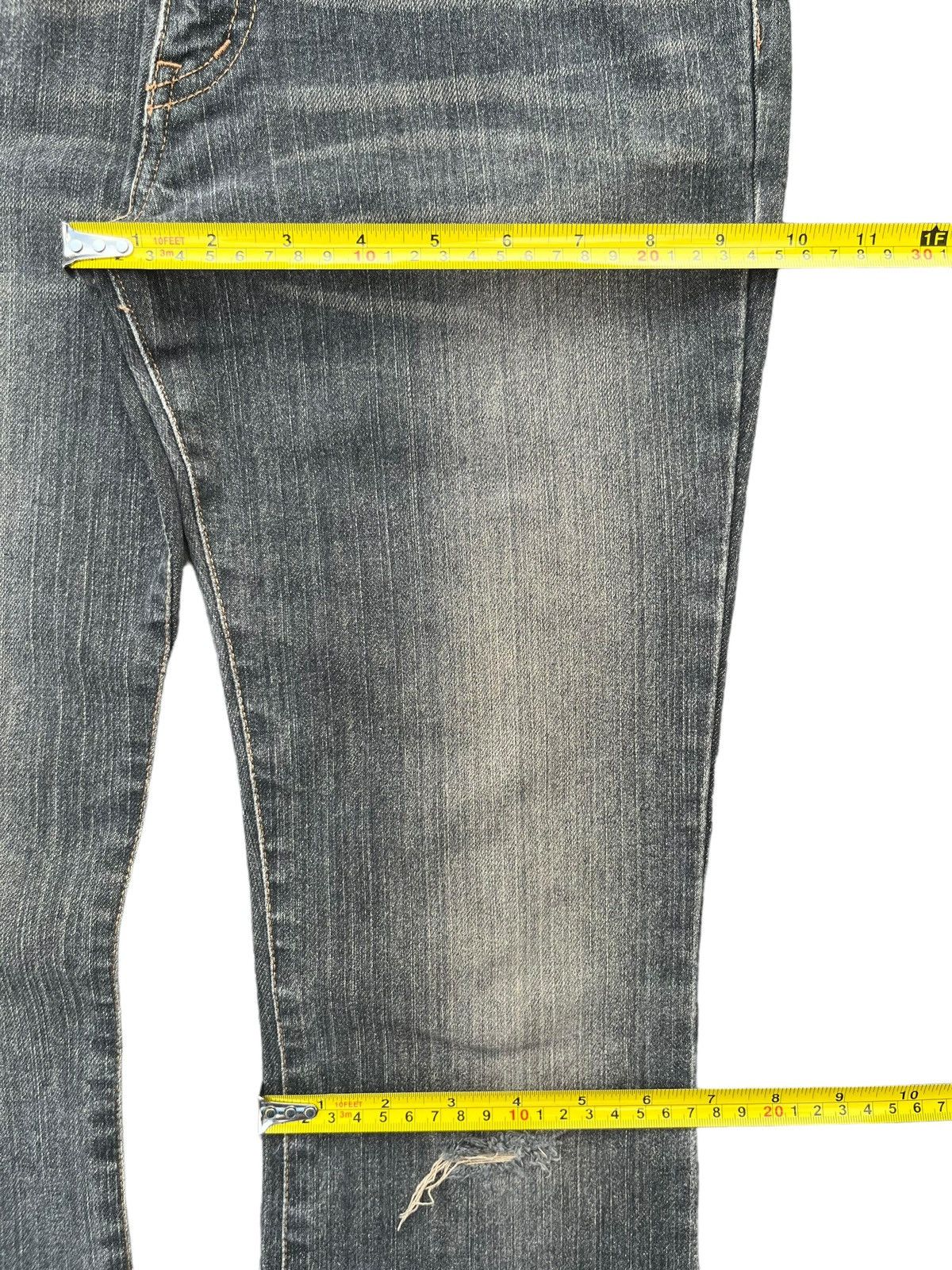 Tornado Mart Vintage Japanese Brand Tribal Printed Mud Washed Flare Jeans Size US 29 - 14 Thumbnail