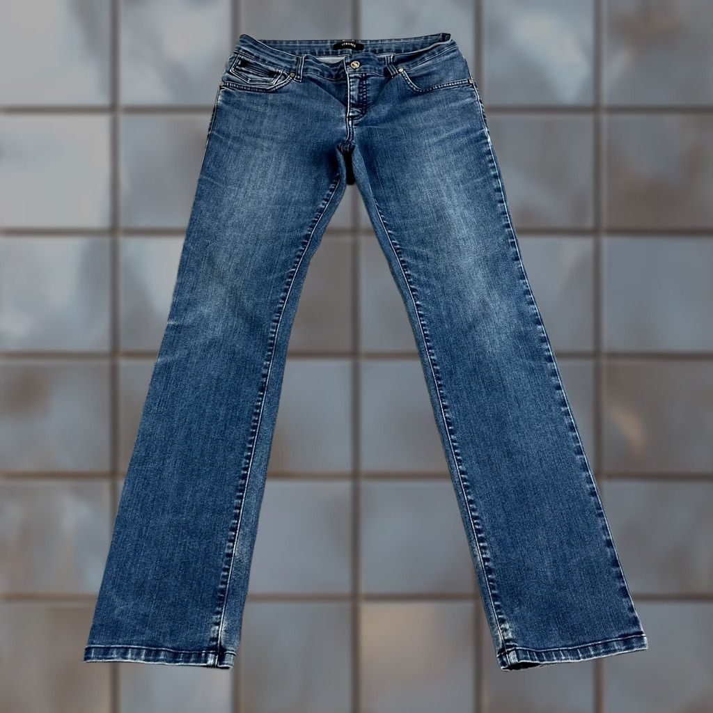 Vintage Vercase Womens Jeans Slim Skinny 30 32 UK 10 Mid Wash Blue Vintage Italy Made Jeans Womens Size 10 Blue Slim Vintage Italy Vercase Size 32" / US 10 / IT 46 - 1 Thumbnail