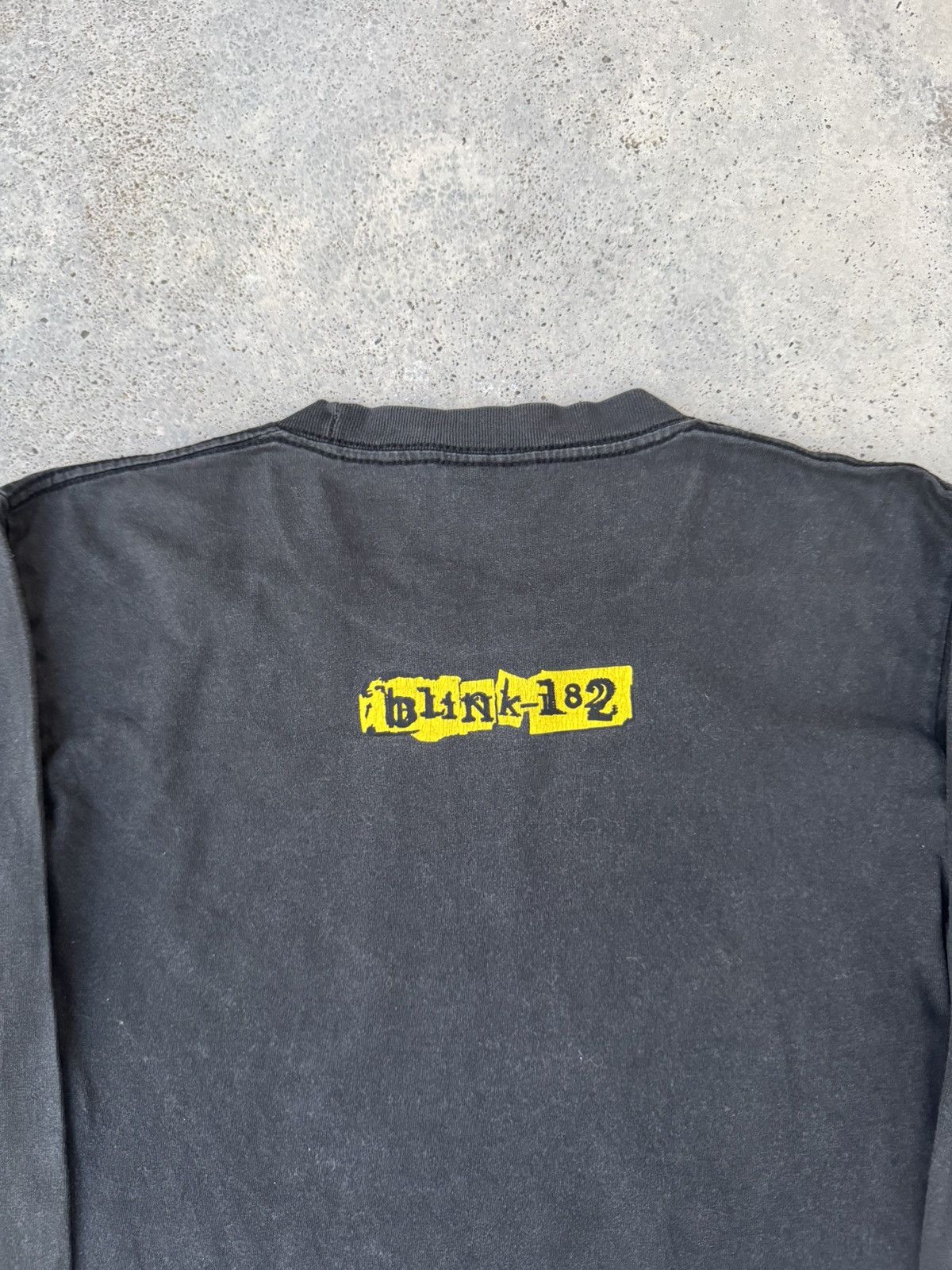 Band Tees Vintage 2004 Blink 182 Band Tour Rare Long Sleeve Punk Rock Size US S / EU 44-46 / 1 - 5 Thumbnail