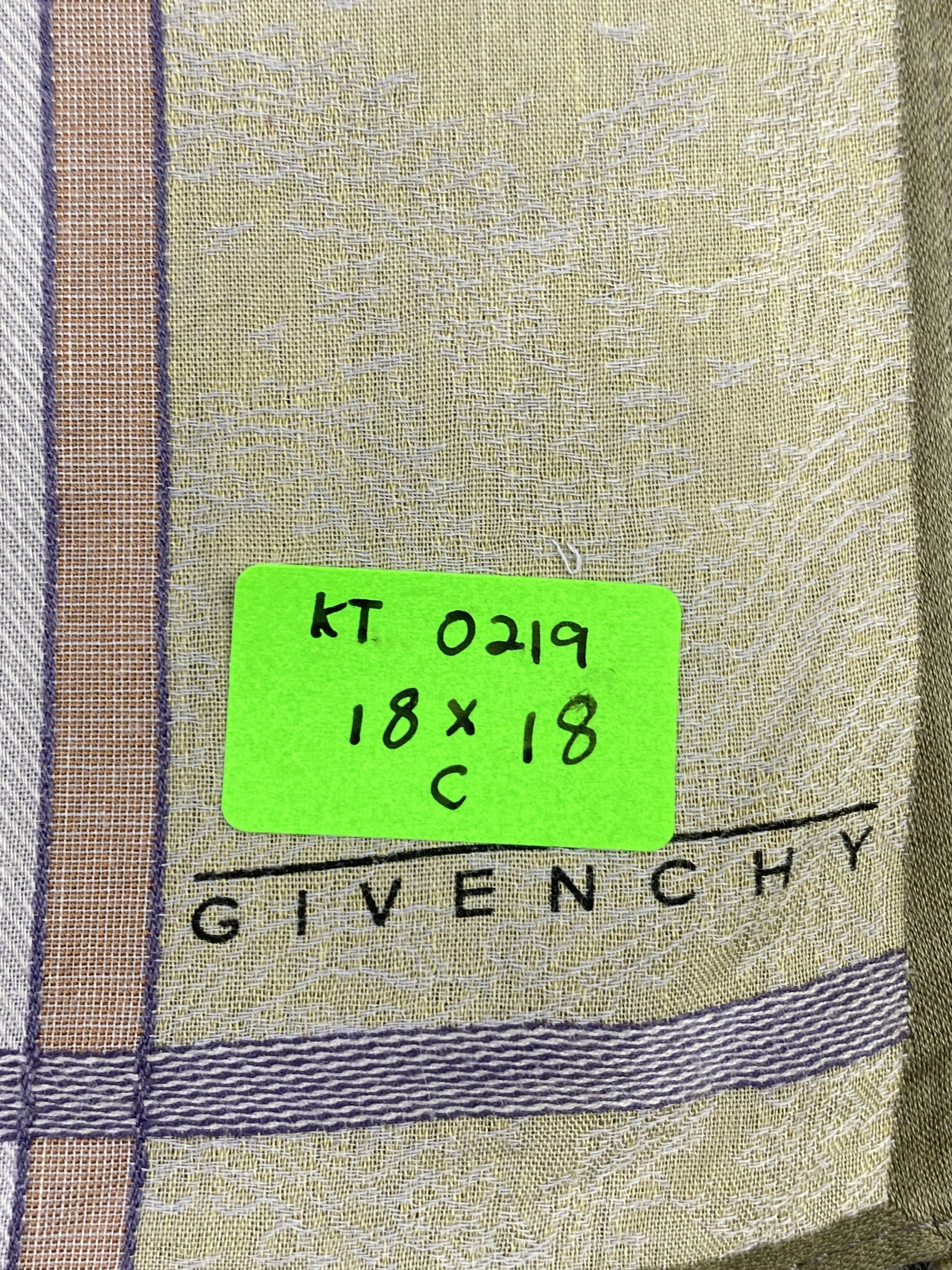 Givenchy Vintage Givenchy Handkerchief / Neckerchief KT0219 Size ONE SIZE - 8 Thumbnail