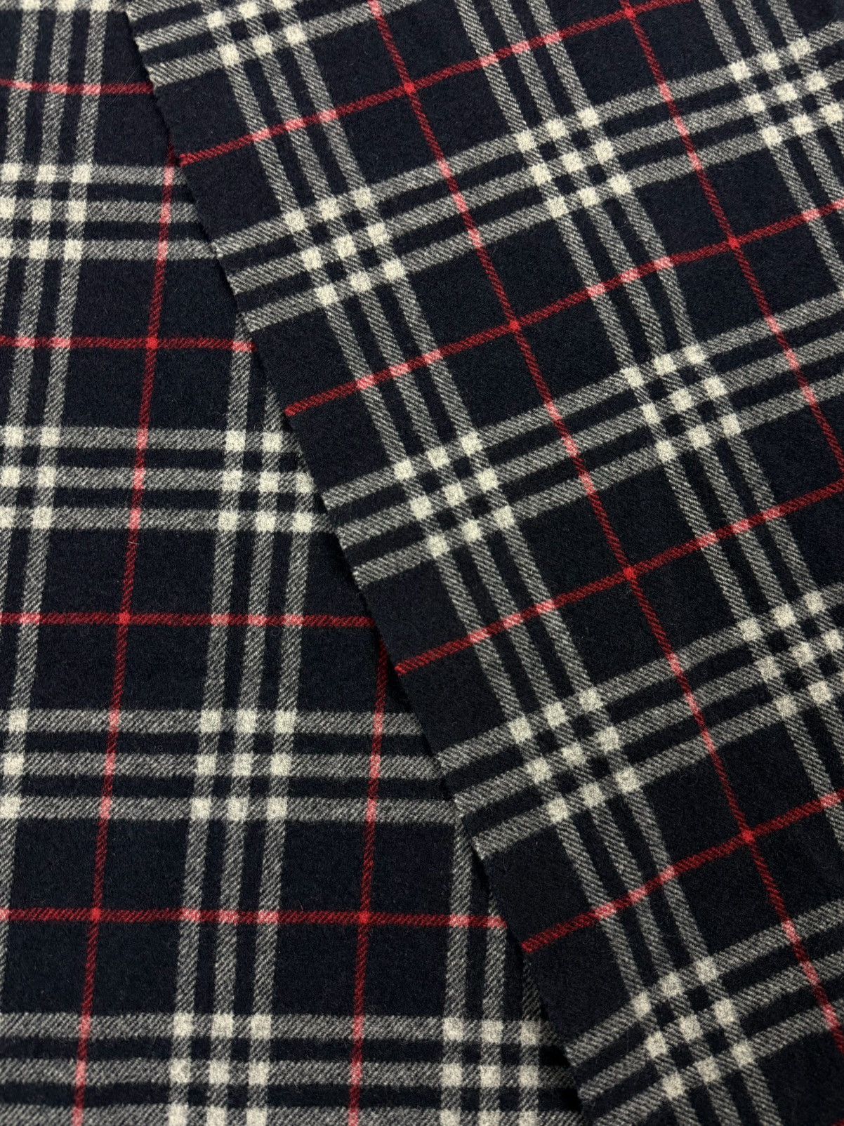 Burberry Burberry London Navy Wool Scarf Check Muffler Vintage Luxury Size ONE SIZE - 3 Thumbnail