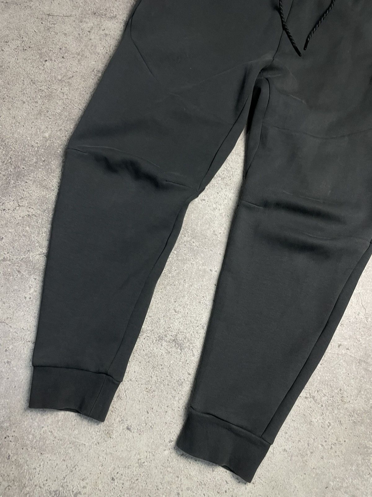 Nike Nike Tech Fleece Bottoms Size US 32 / EU 48 - 3 Thumbnail