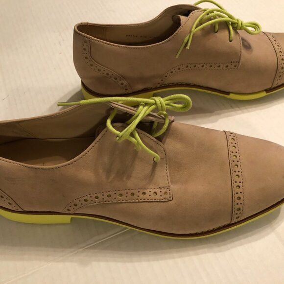 Cole Haan Cole Haan women's new tan Oxford casual shoes size: 9.5B Size US 9.5 / IT 39.5 - 9 Thumbnail