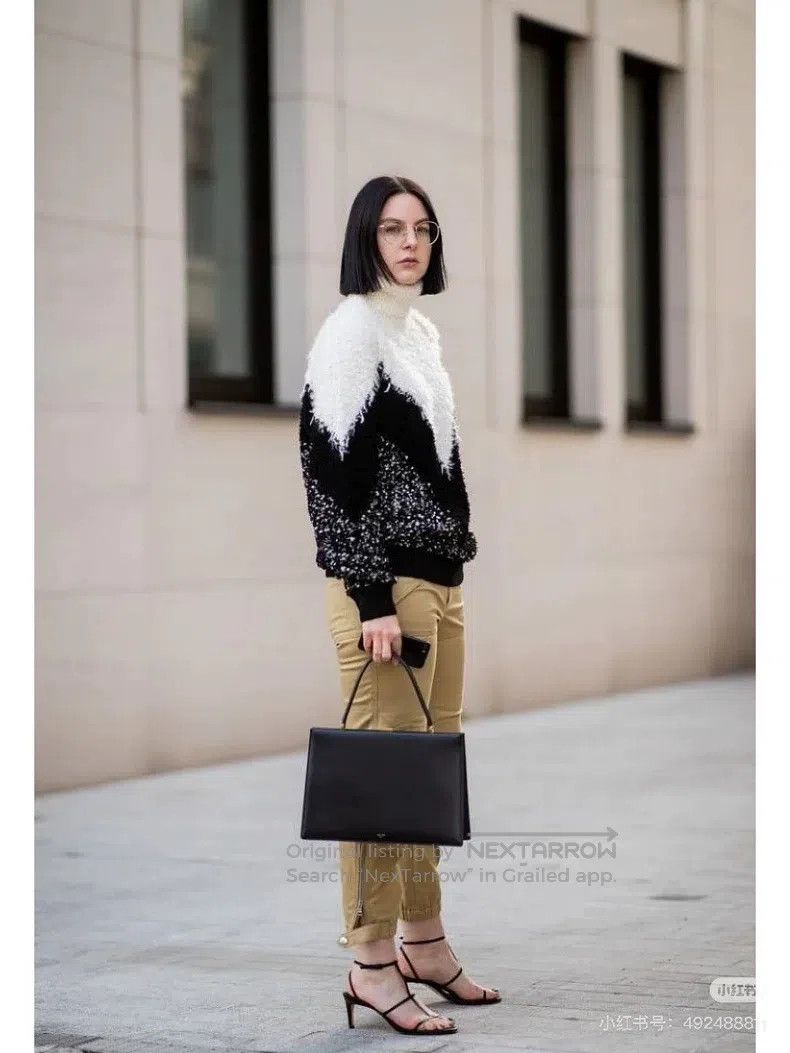 Givenchy Givenchy Black and White Color Blocked Mohair Wool Turtlen Size US S / EU 44-46 / 1 - 7 Thumbnail