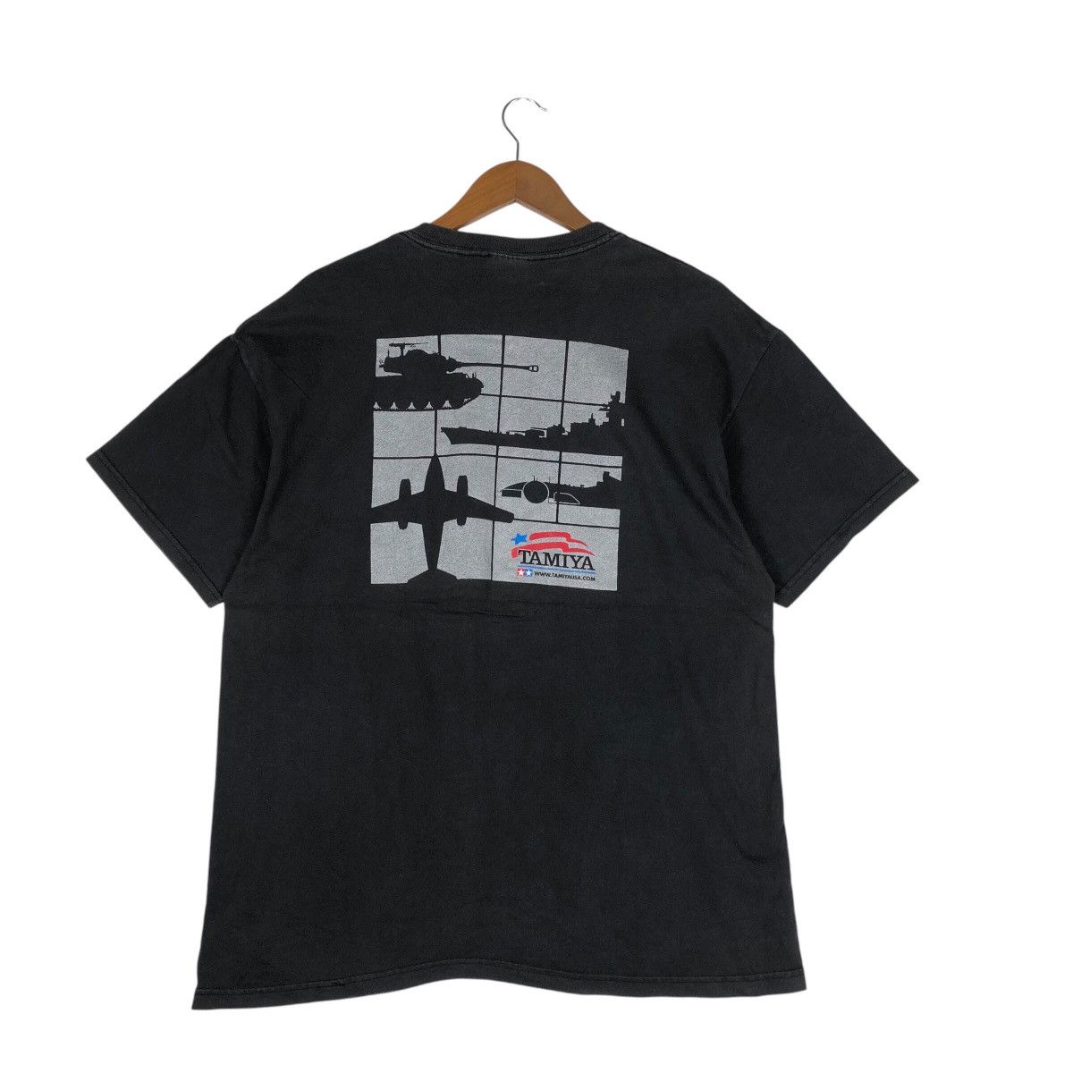 Hanes Vintage TAMIYA Plastic Car Model Scale T-Shirt Size US L / EU 52-54 / 3 - 4 Thumbnail