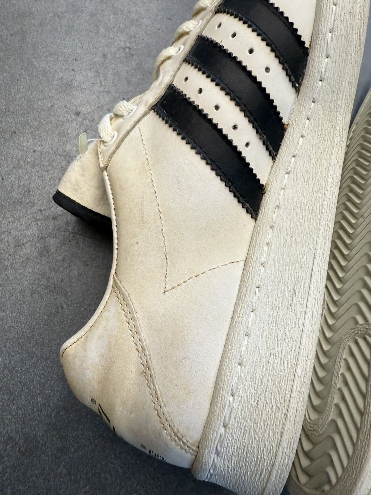 Adidas 1980s Vintage Adidas Superstar Sneakers Made In France Size US 10 / EU 43 - 5 Thumbnail