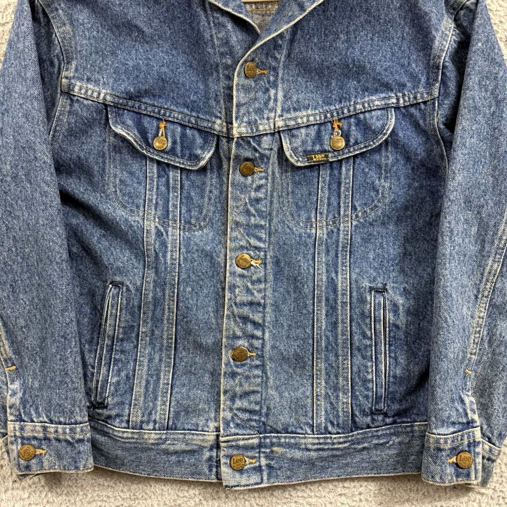 Lee VINTAGE Lee Denim Jacket Women Medium Blue 80s Trucker Distress Jean Western USA Jacket Mens Womens Size 32" / US 10 / IT 46 - 2 Thumbnail
