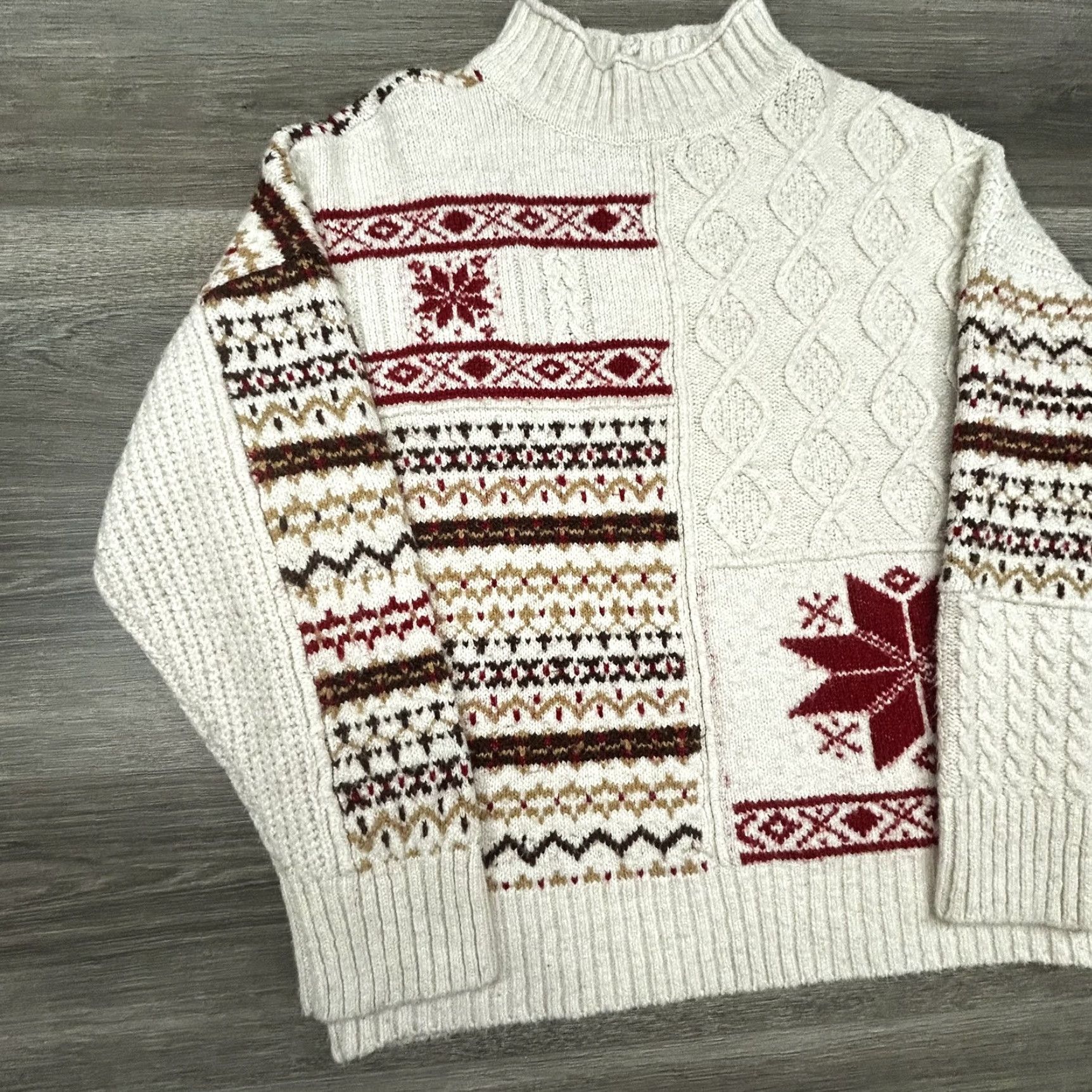 American Eagle Outfitters VINTAGE American Eagle Outfitters Sweater Womens XL White Fair Isle Mock Neck Christmas Y2K Size XL / US 12-14 / IT 48-50 - 3 Thumbnail
