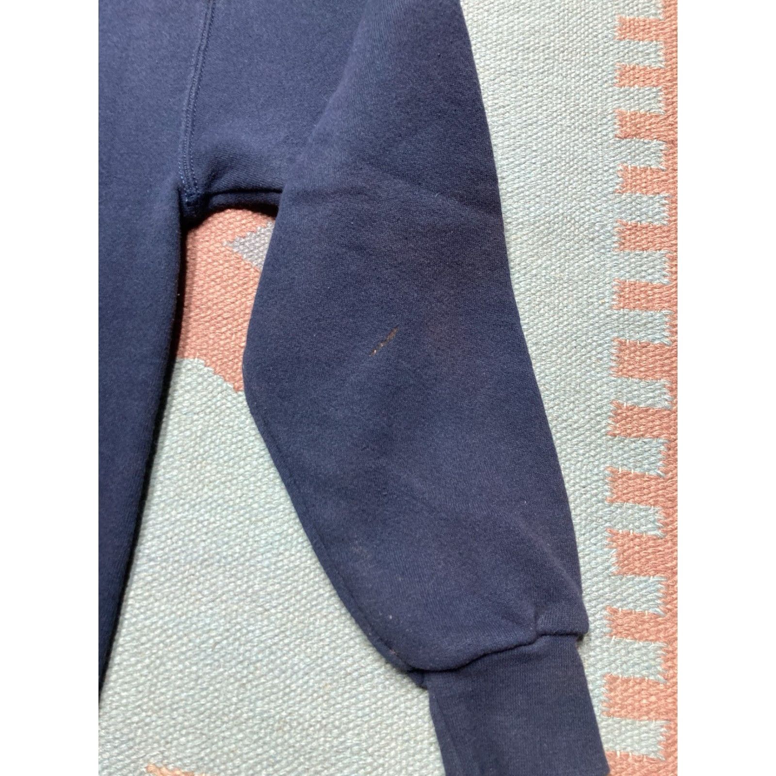 Lee VINTAGE 1980s 90s Crewneck Sweatshirt Blank Navy Blue Lee Heavyweight Large Mens Blue 90s Pullover Size US L / EU 52-54 / 3 - 3 Thumbnail