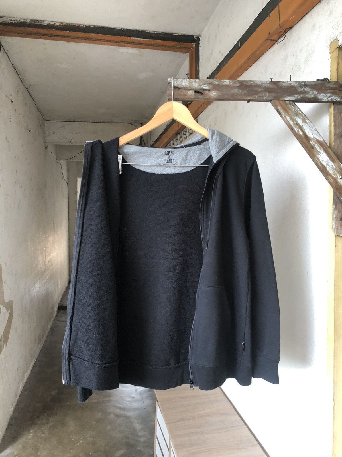 Katharine Hamnett London Katharine Hamnett London Minimalist Zip Up Hoodie Size US L / EU 52-54 / 3 - 16 Thumbnail