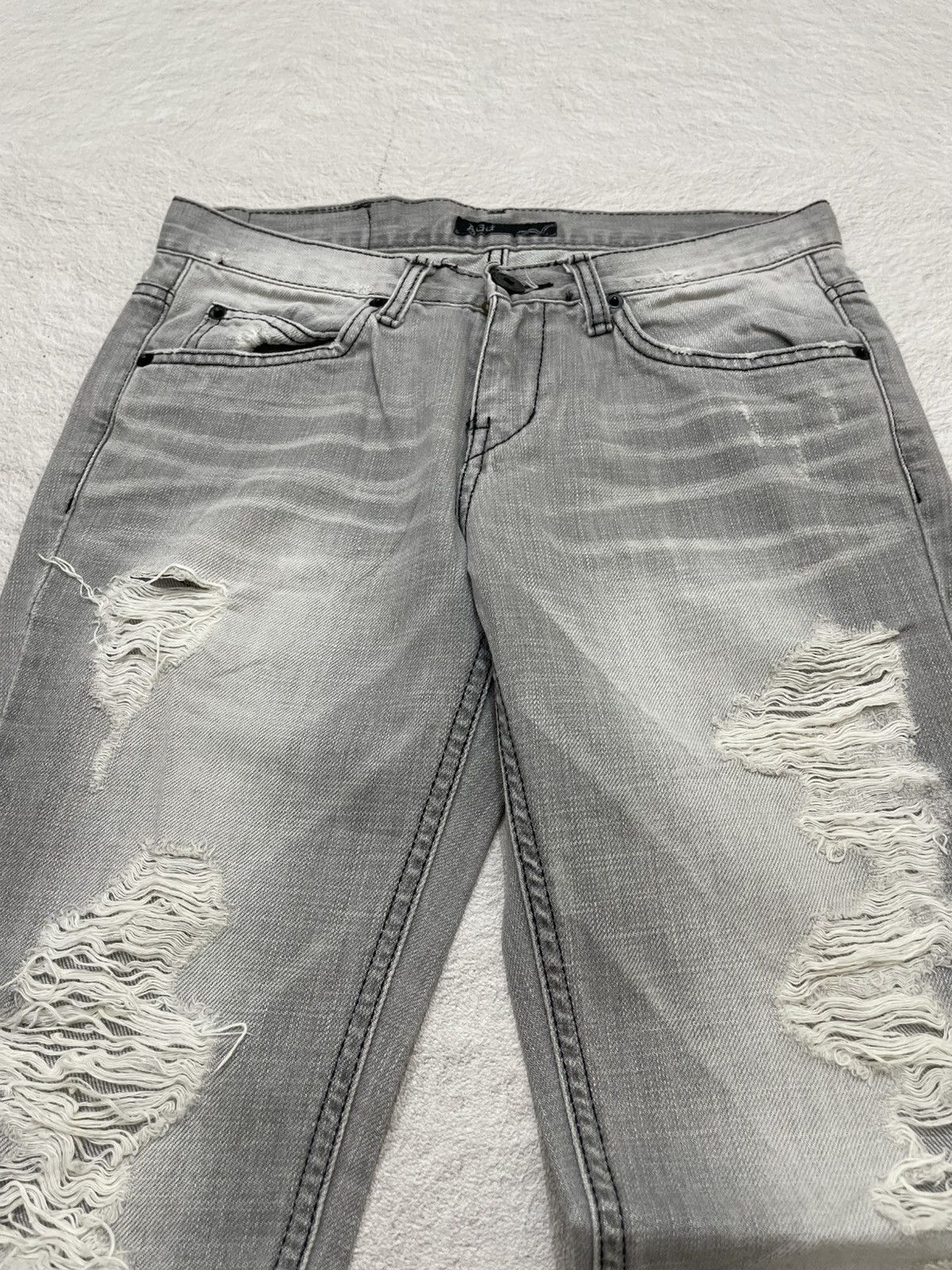 If Six Was Nine 2000s Distressed Rare Grey Denim Washed Jeans Y2K Size US 29 - 3 Thumbnail
