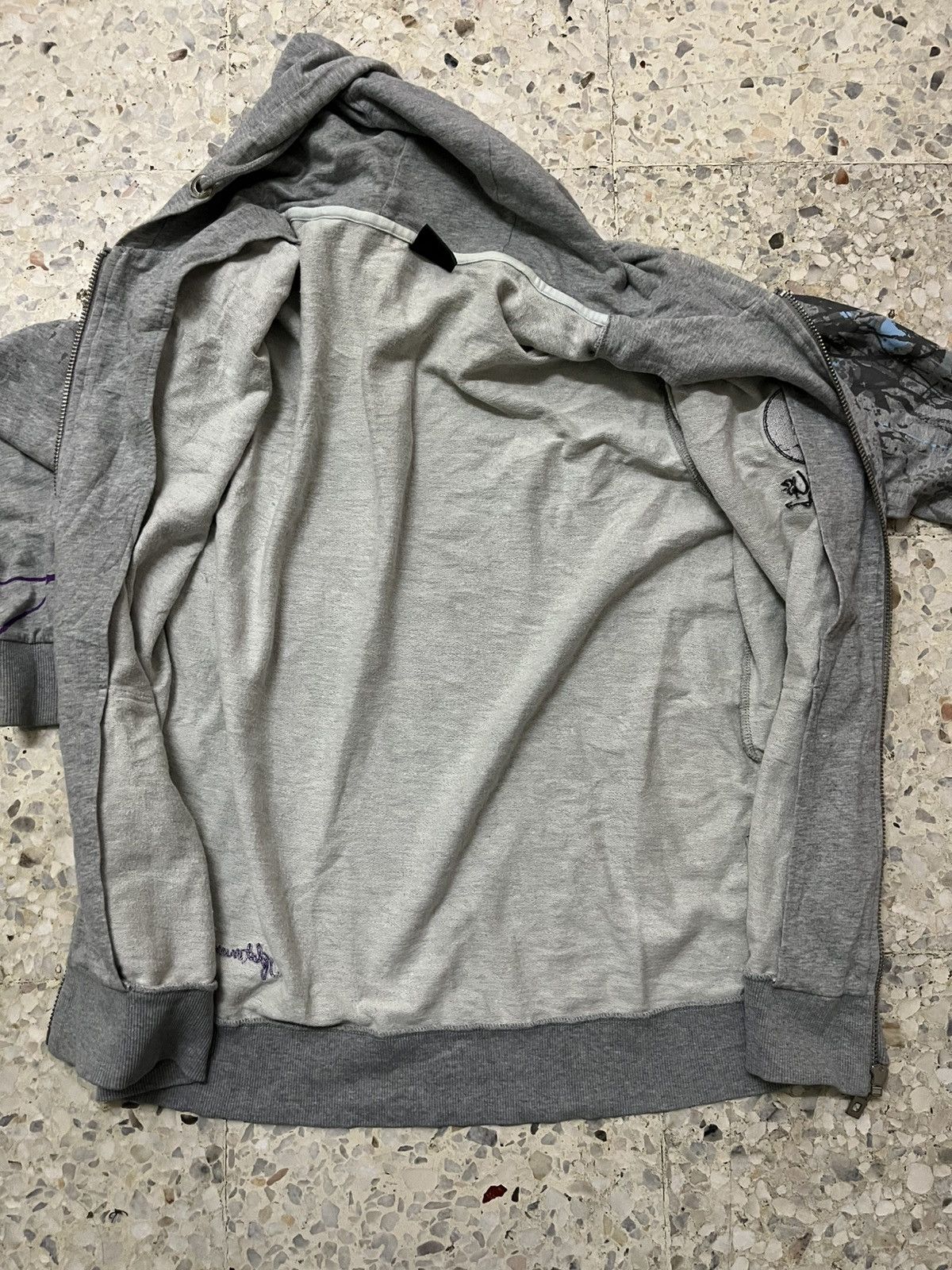 Fubu FUBU Collection Zip Hoodie Grey Paint Splatter Rare Design Size US L / EU 52-54 / 3 - 6 Thumbnail